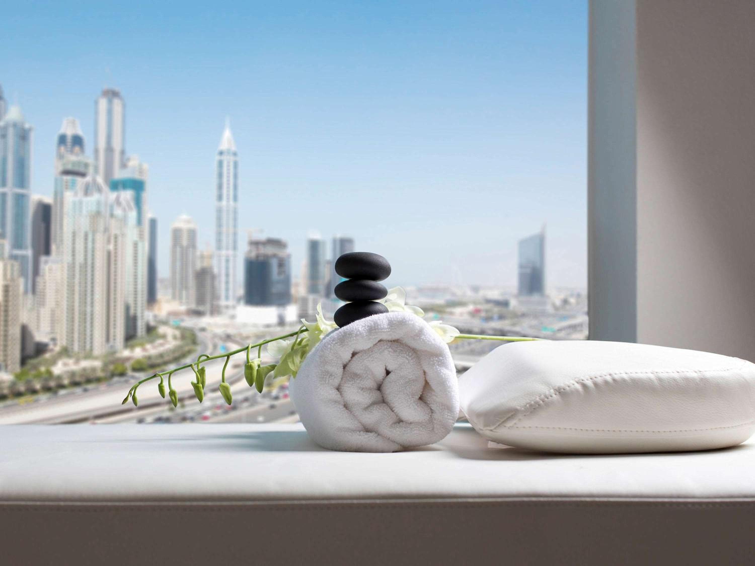 Pullman Dubai Jumeirah Lakes Towers