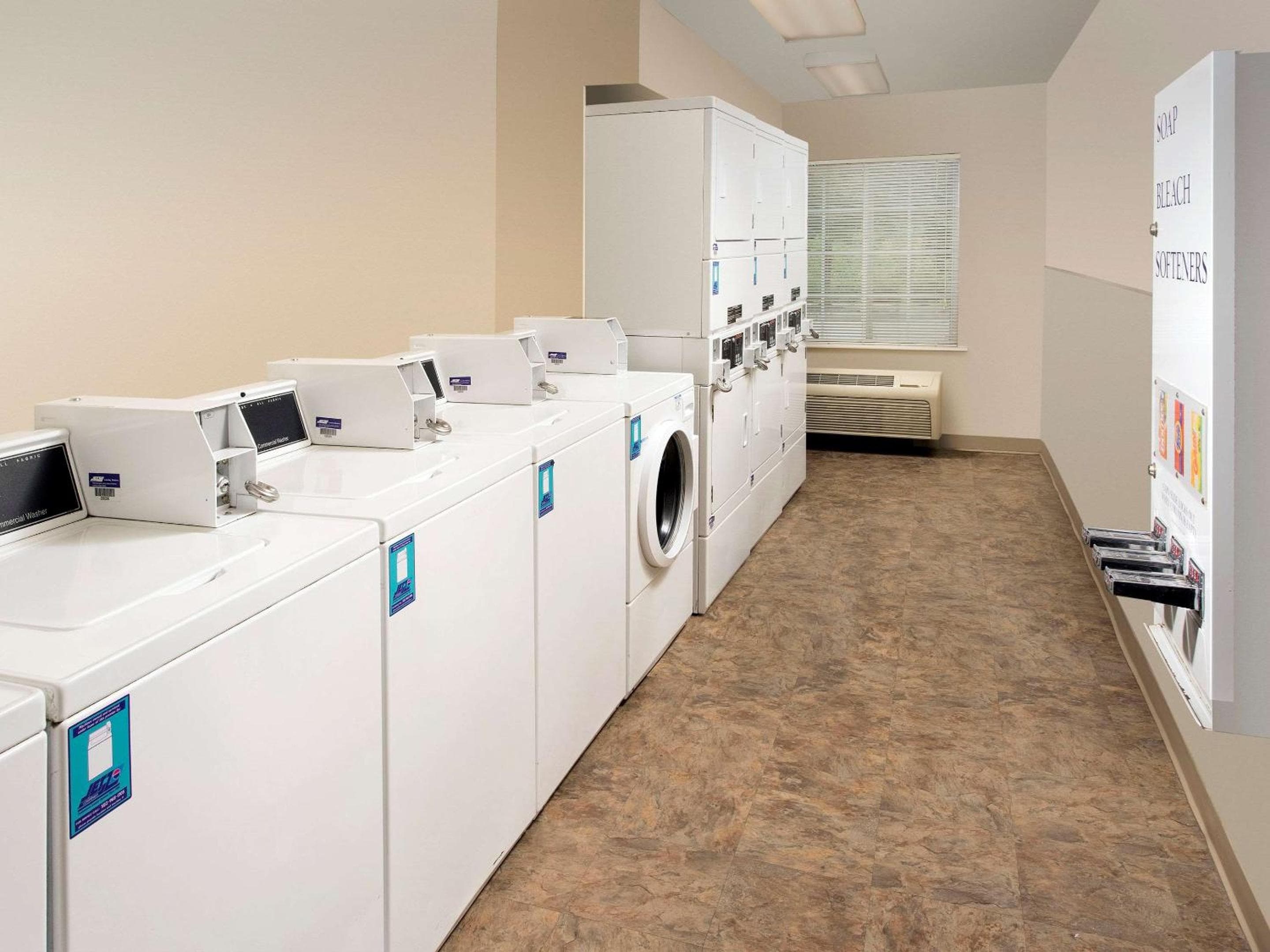 WoodSpring Suites Louisville Clarksville