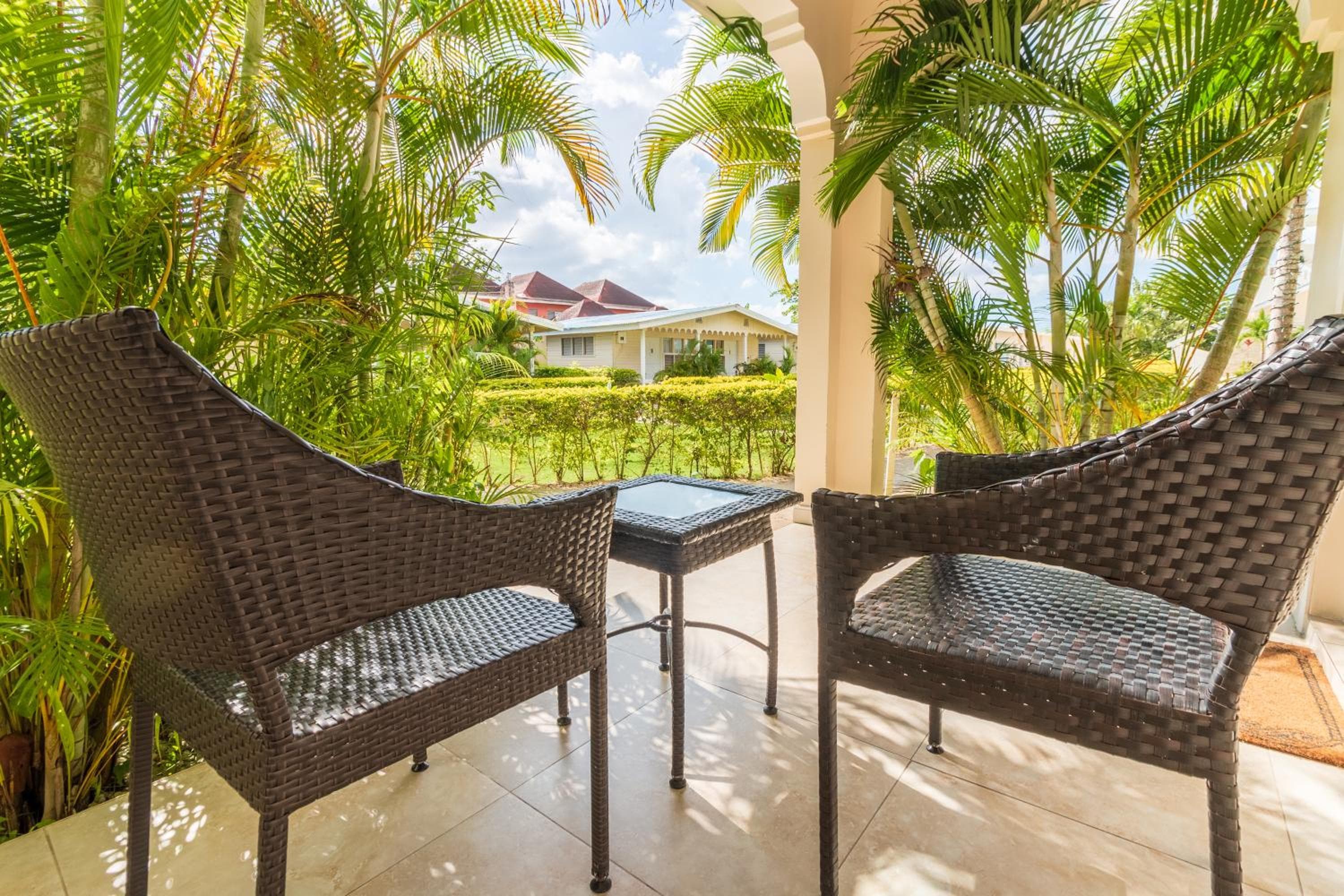 Travellers Beach Resort
