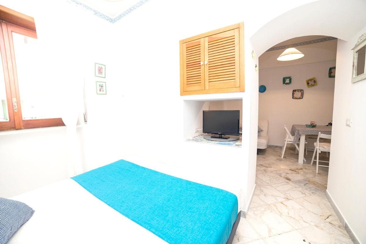 One bedroom house at Maiori 500 m away from the beach with city view and balcony
