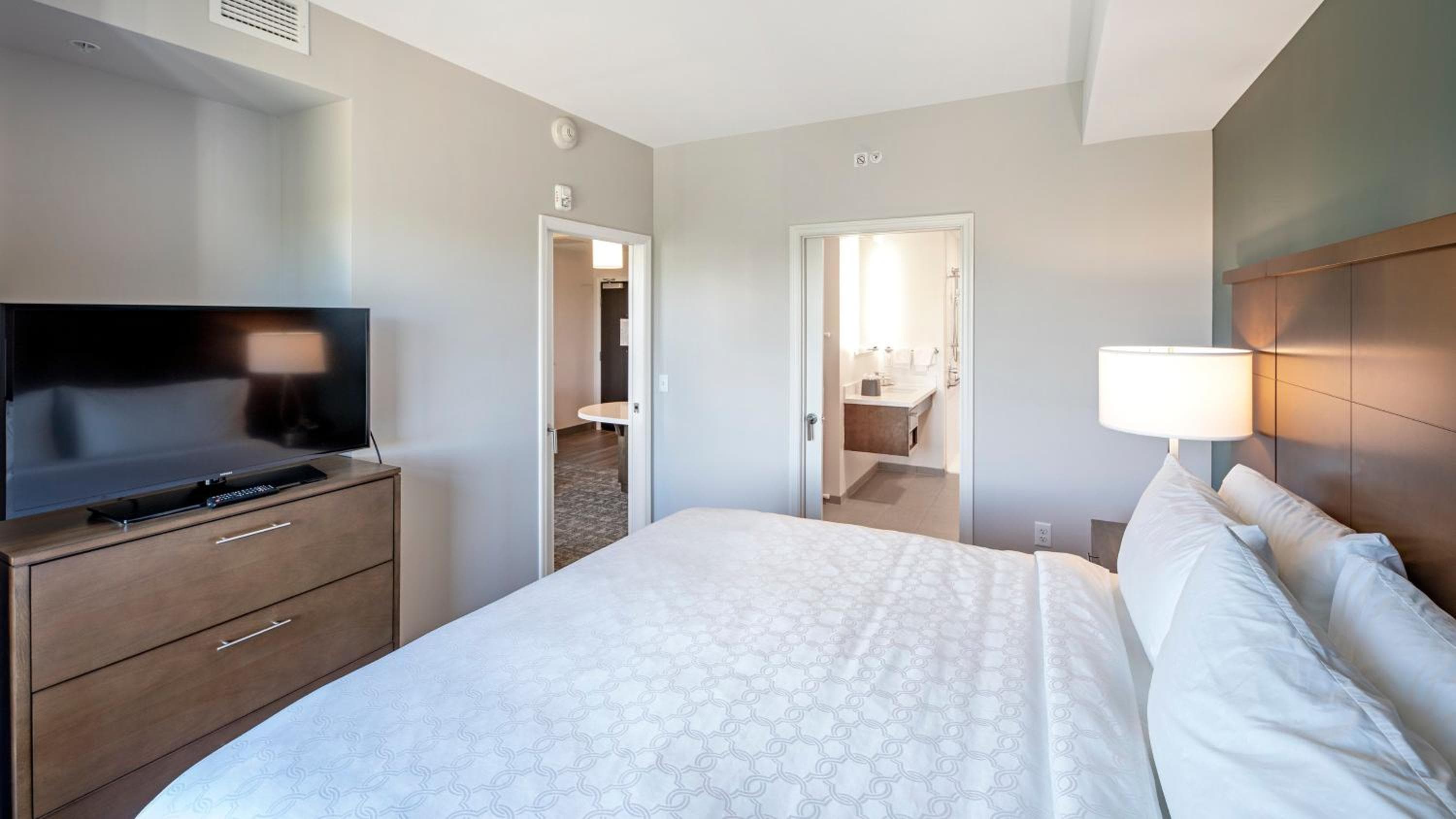 Staybridge Suites - Naples - Marco Island by IHG