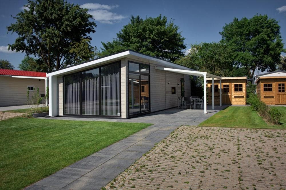 Recreatiepark Jachthaven De Veerstal Lathum - Luxe Chalet