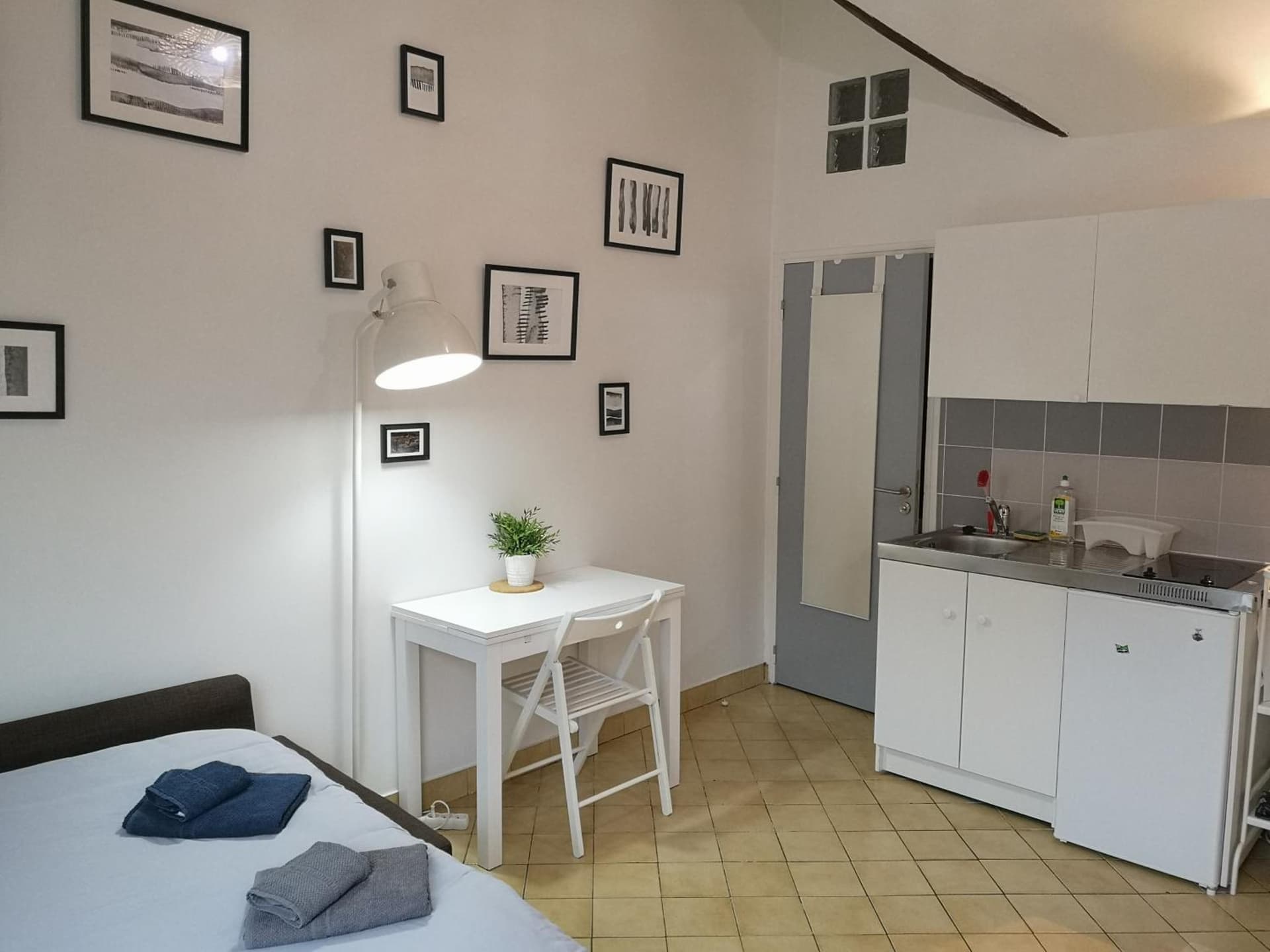 L2 - Green and cosy flat close Paris - WIFI & NETFLIX