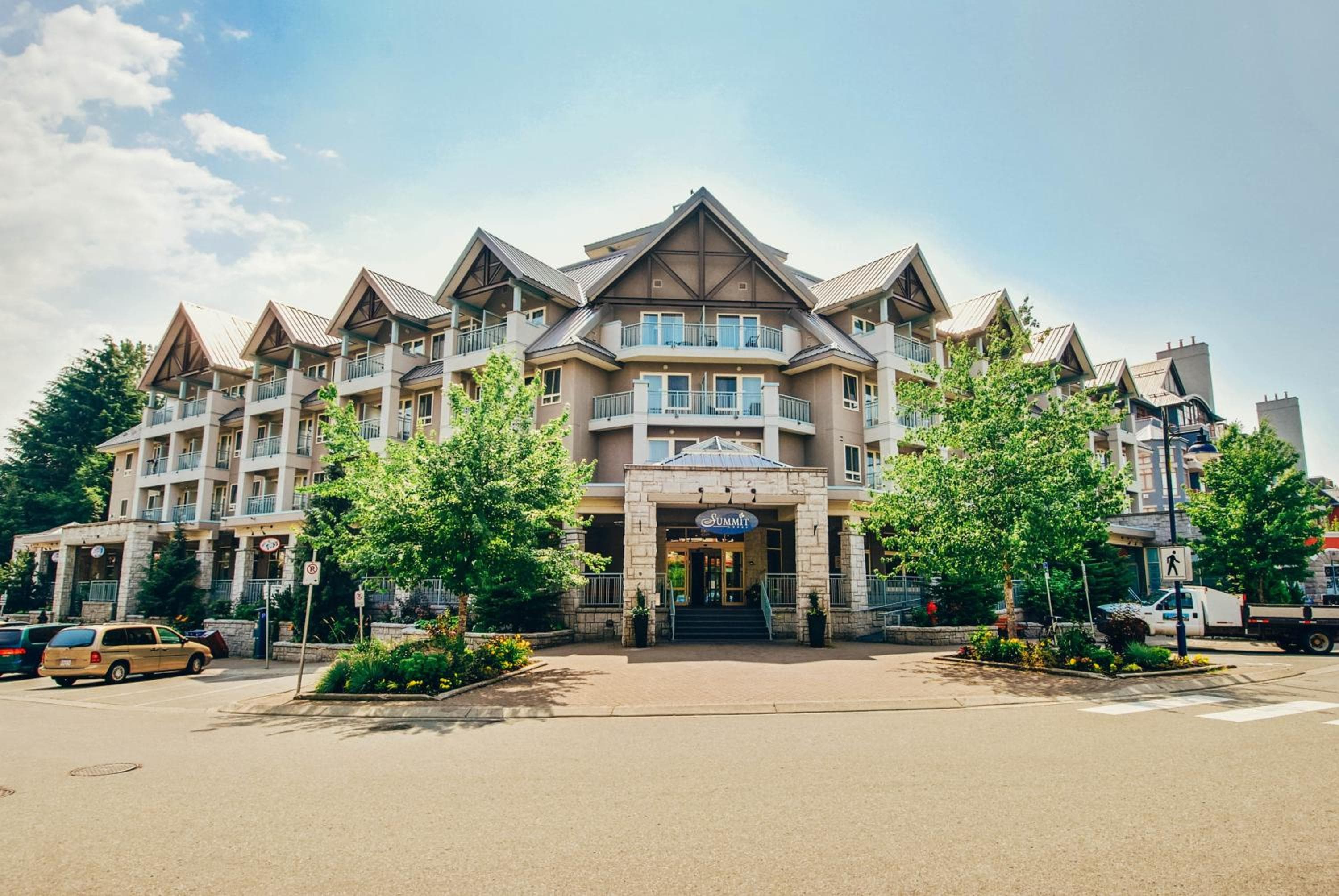 Summit Lodge Boutique Hotel by Paradox
