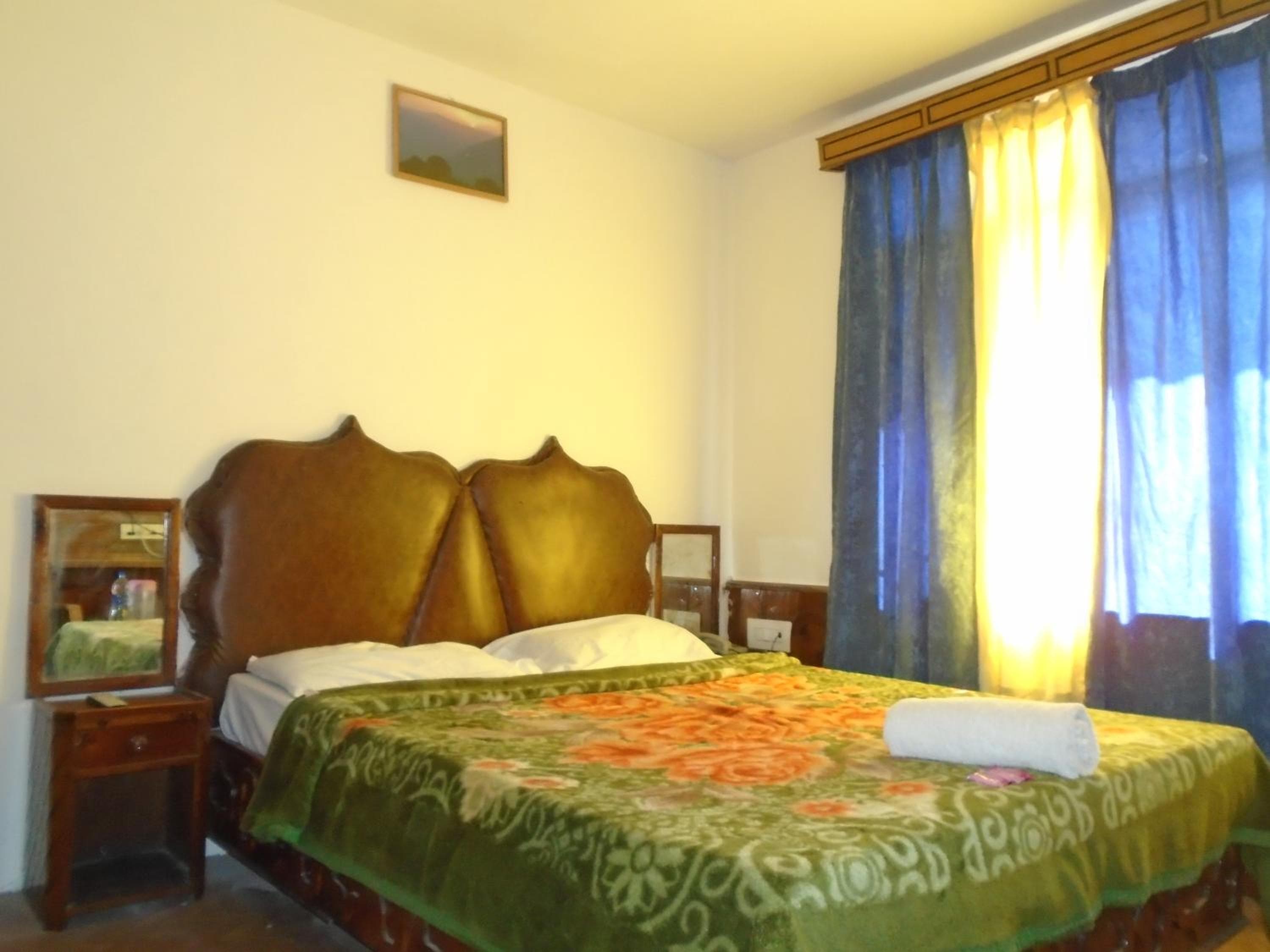 Hotel Magnolia Mallroad Manali