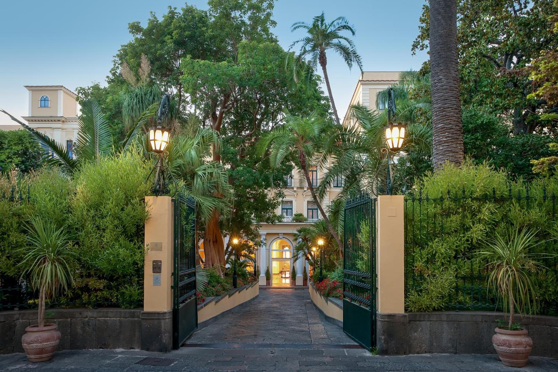 Imperial Hotel Tramontano