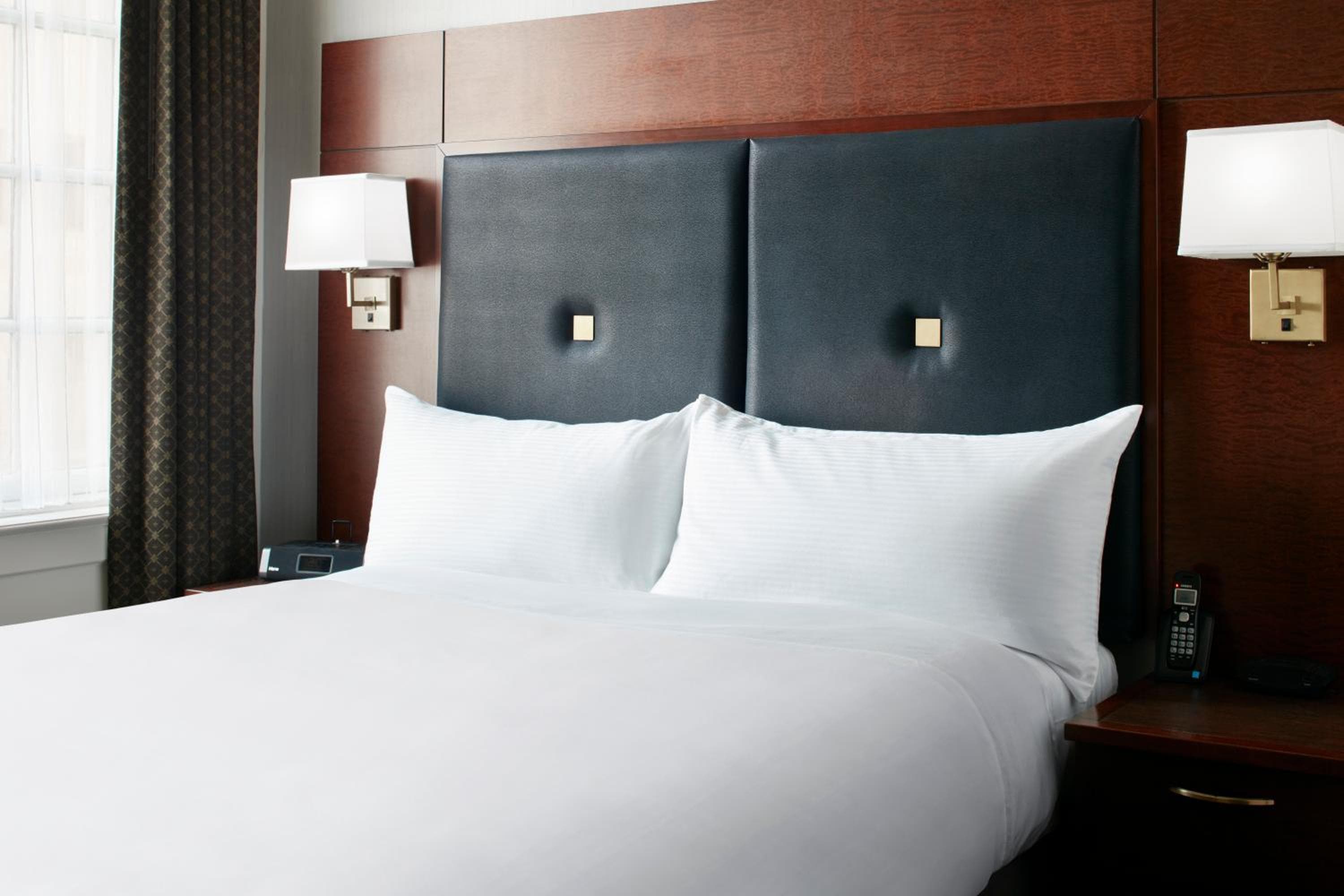 Club Quarters Hotel Downtown, Houston