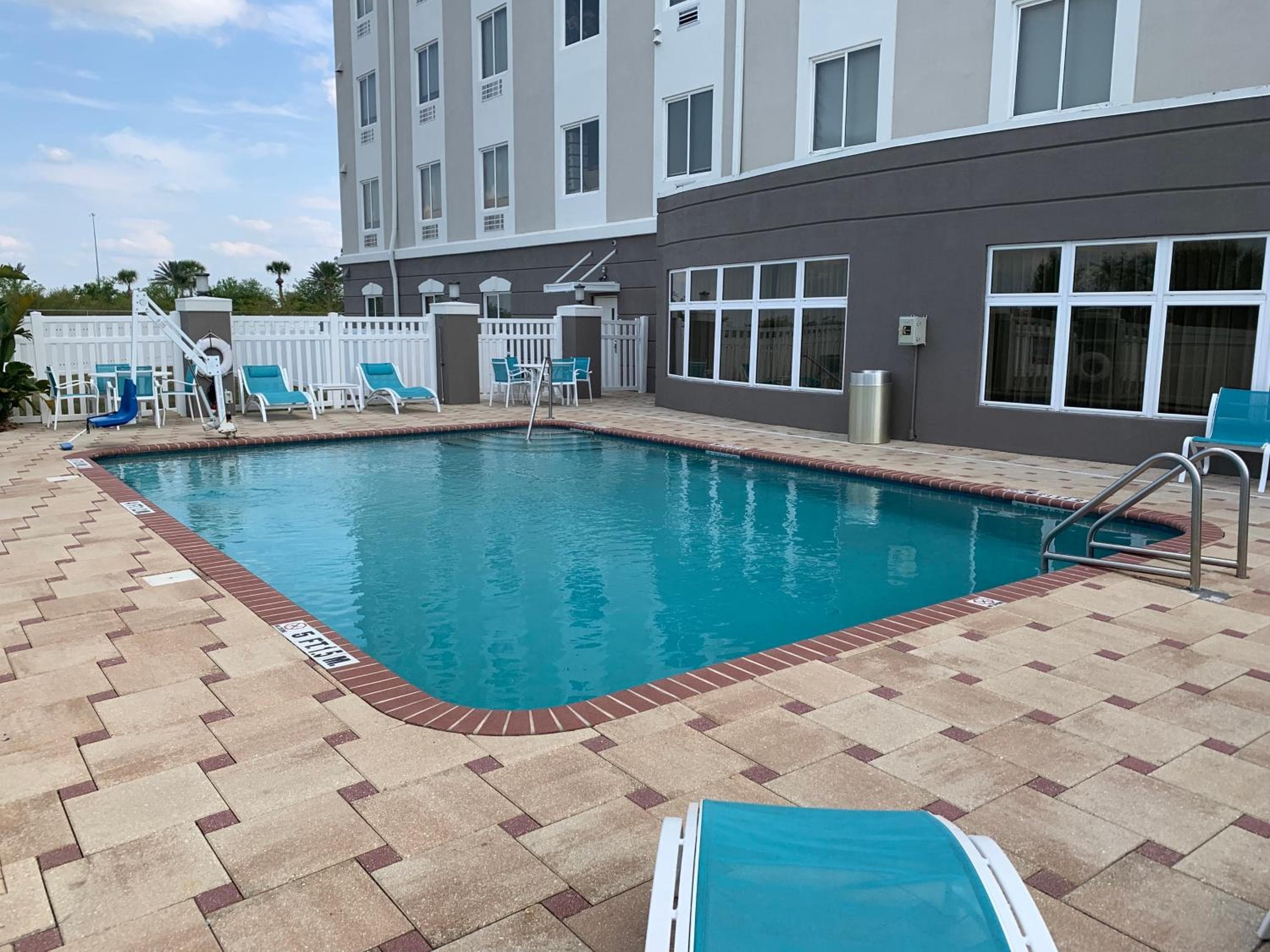 Holiday Inn Express Orlando - South Davenport by IHG