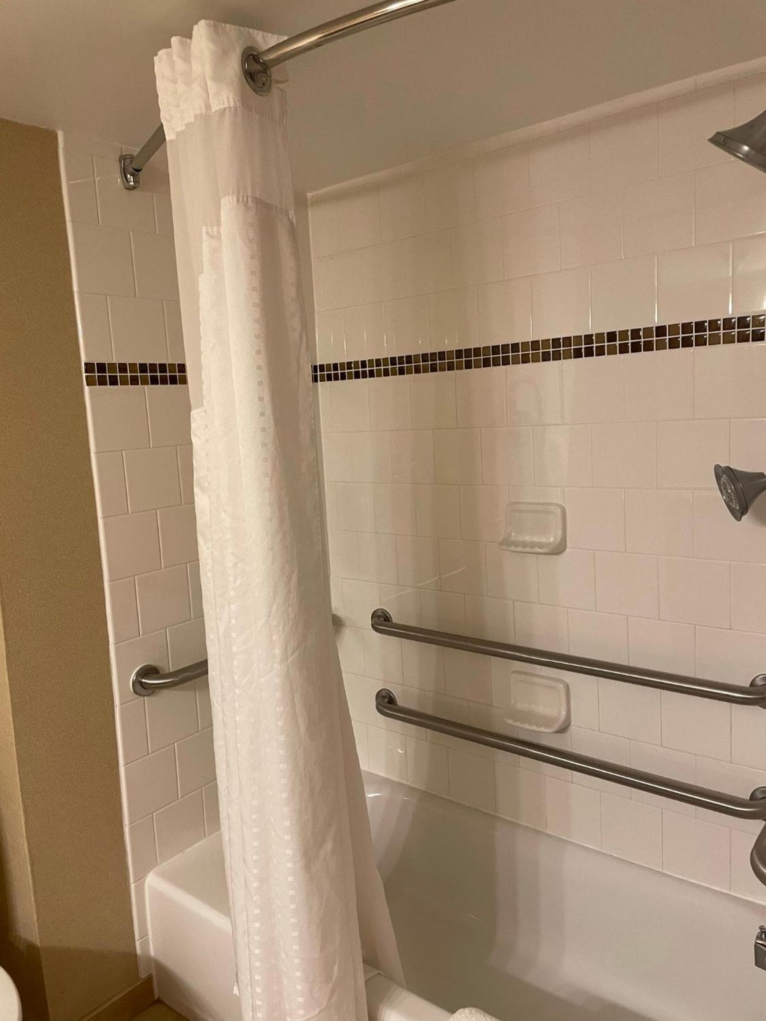 Holiday Inn Express Philadelphia Penn's Landing by IHG
