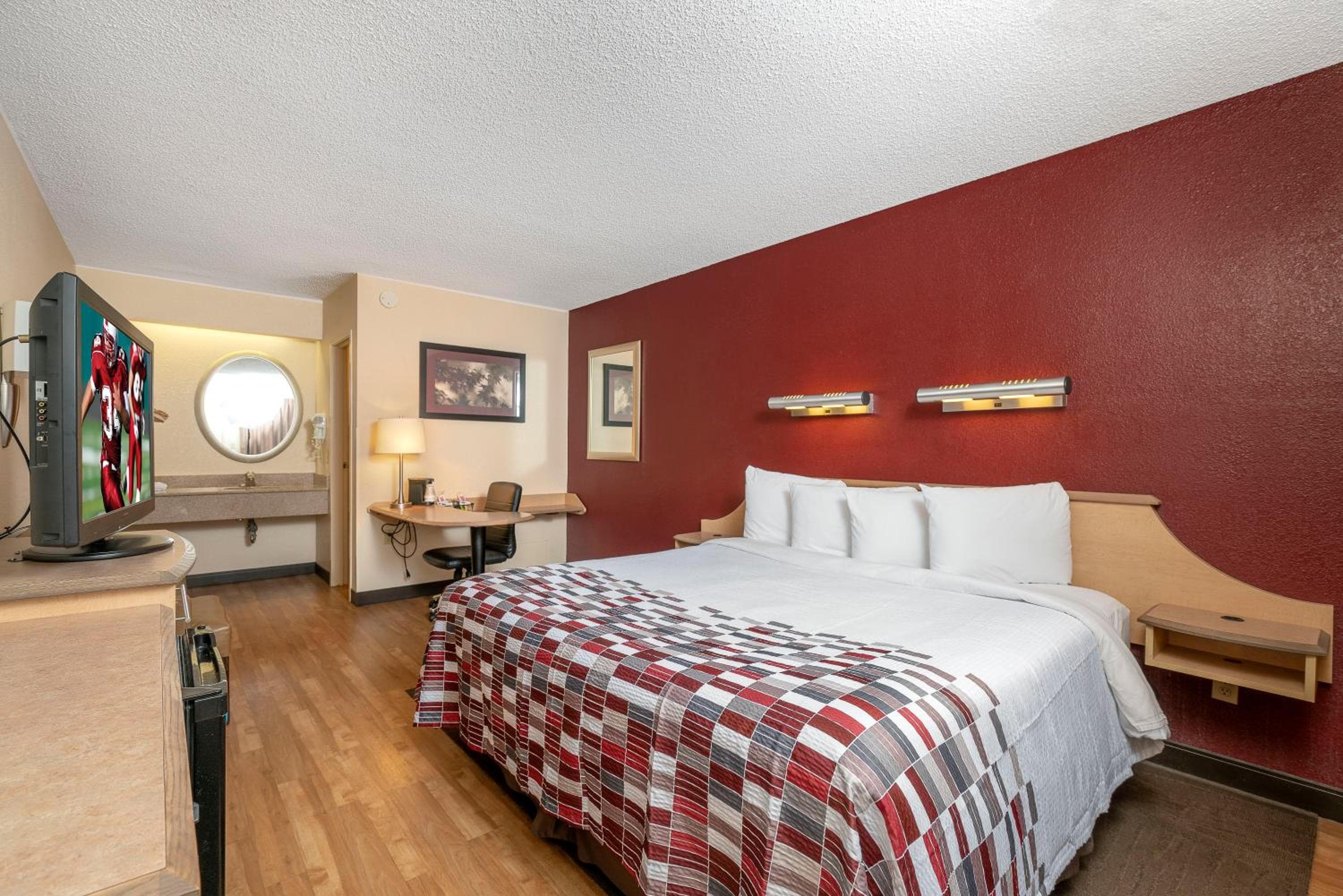 Red Roof Inn Detroit Metro Airport - Taylor