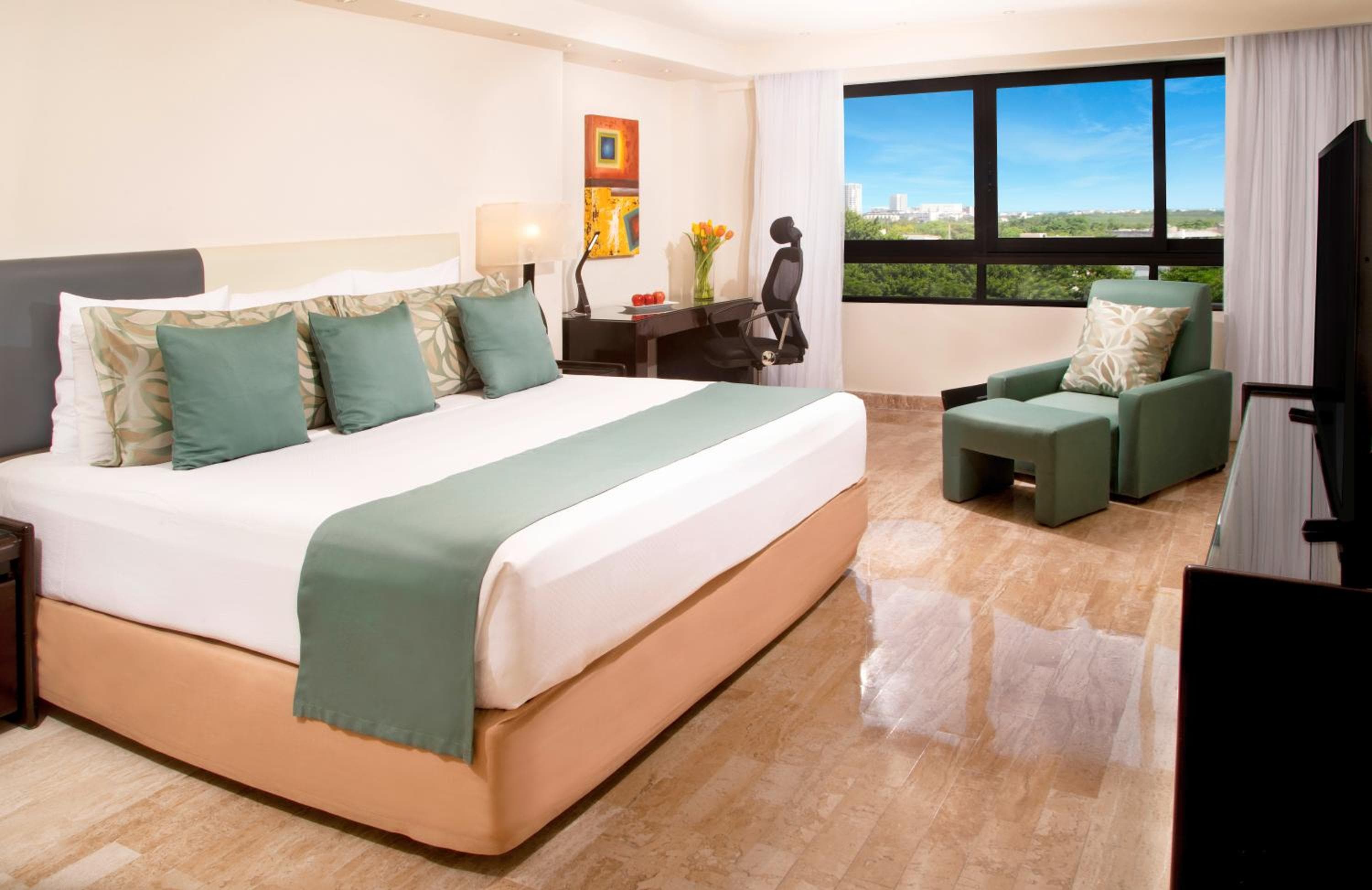 Smart Cancun the Urban Oasis