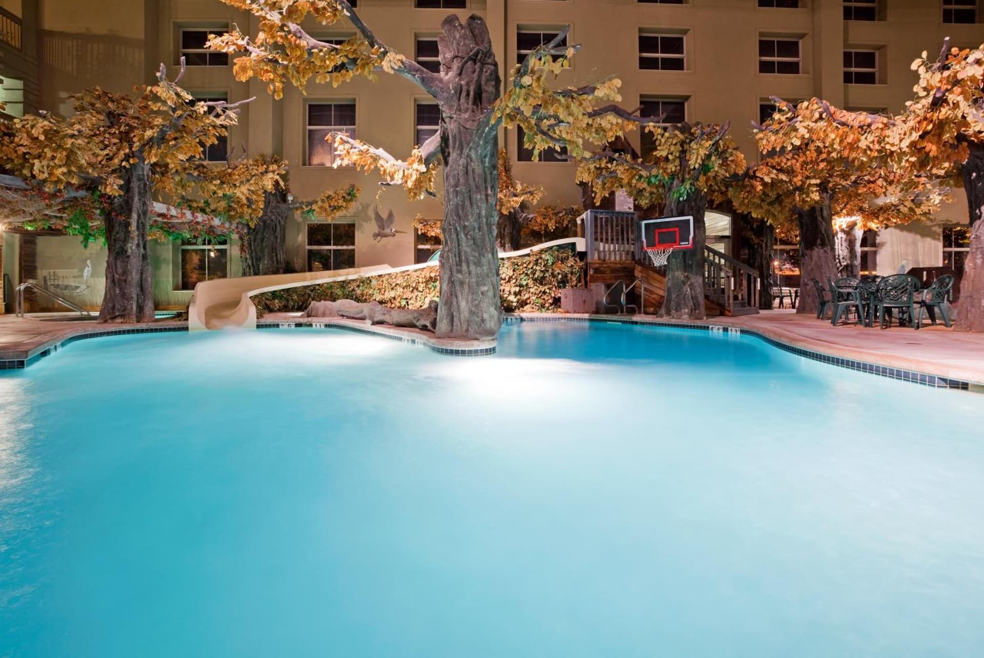 Holiday Inn Hotel & Suites Madison West - Middleton by IHG