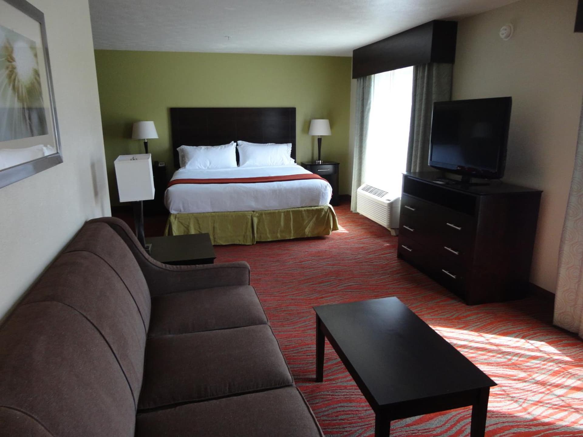 Holiday Inn Express & Suites Indianapolis North - Carmel by IHG