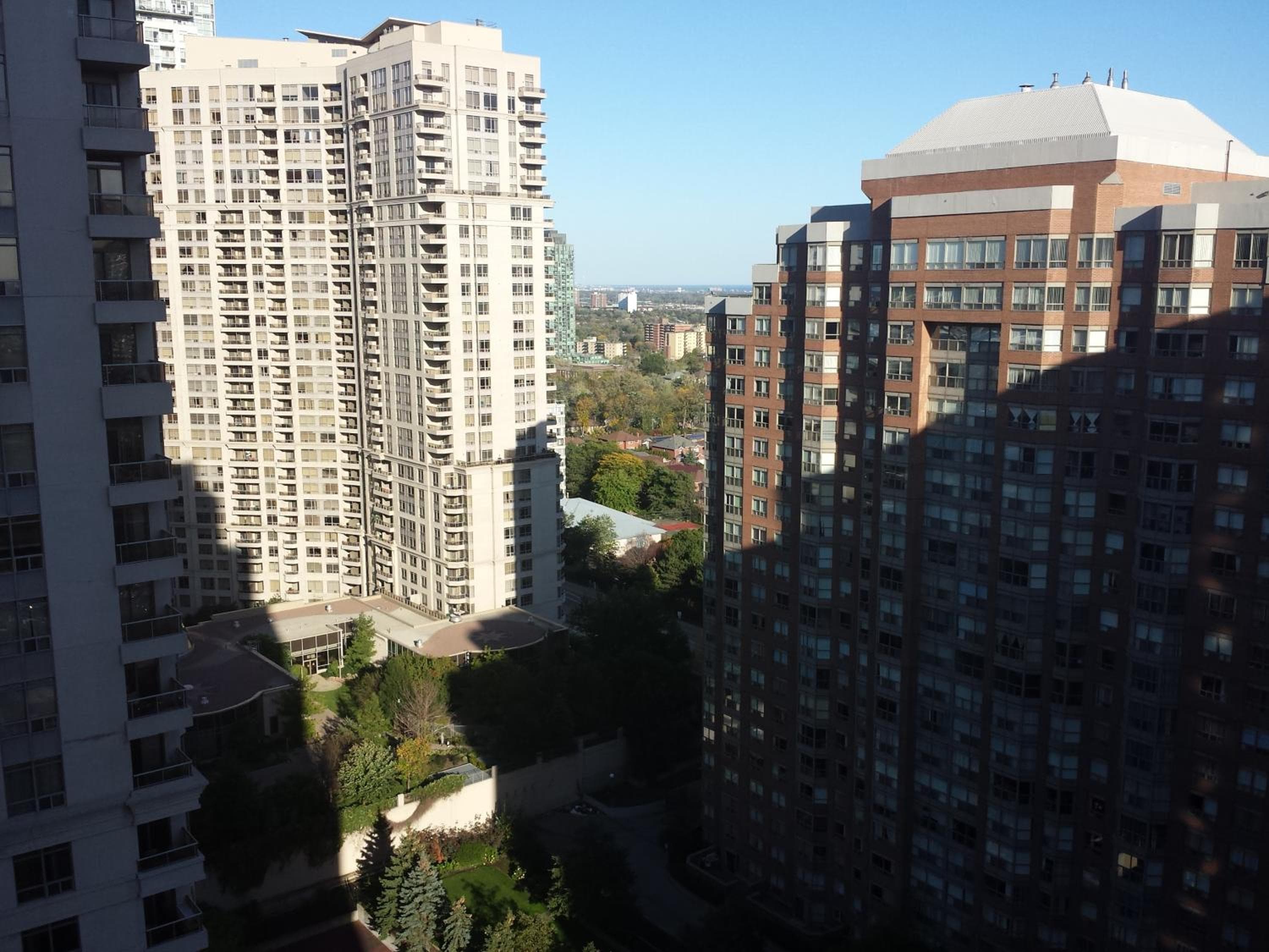 SPECTACULAR VIEW, 2 BEDROOMS FURNISHED CONDO and BEST LOCATION