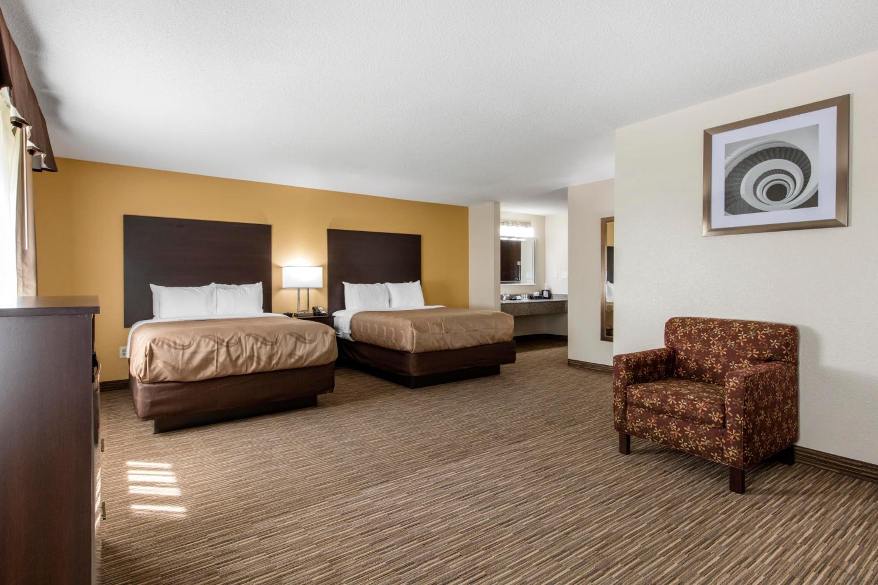 Quality Inn & Suites Metropolis I-24