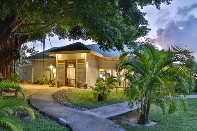 Moorea Beach Lodge