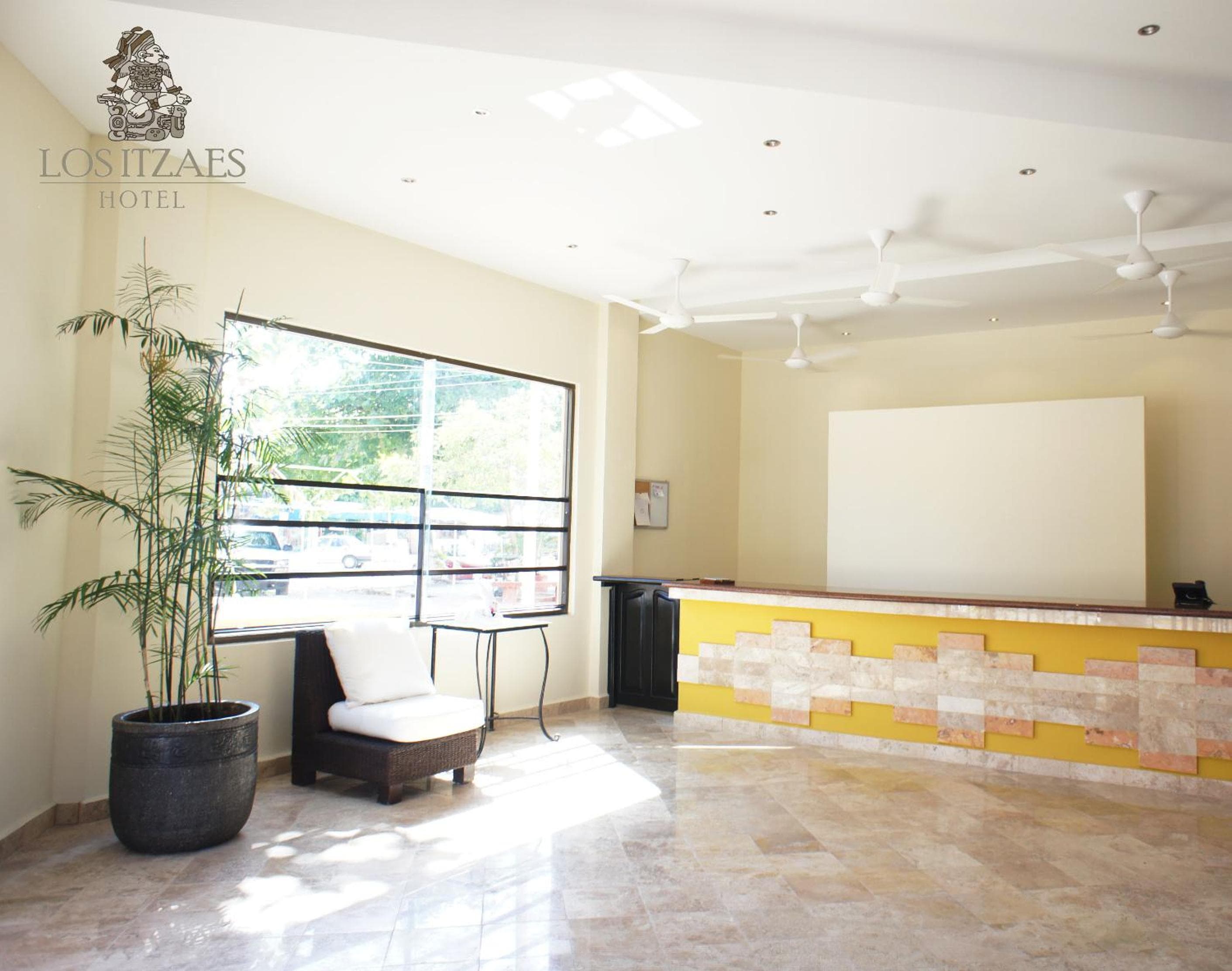 Hotel Los Itzaes by 5th av
