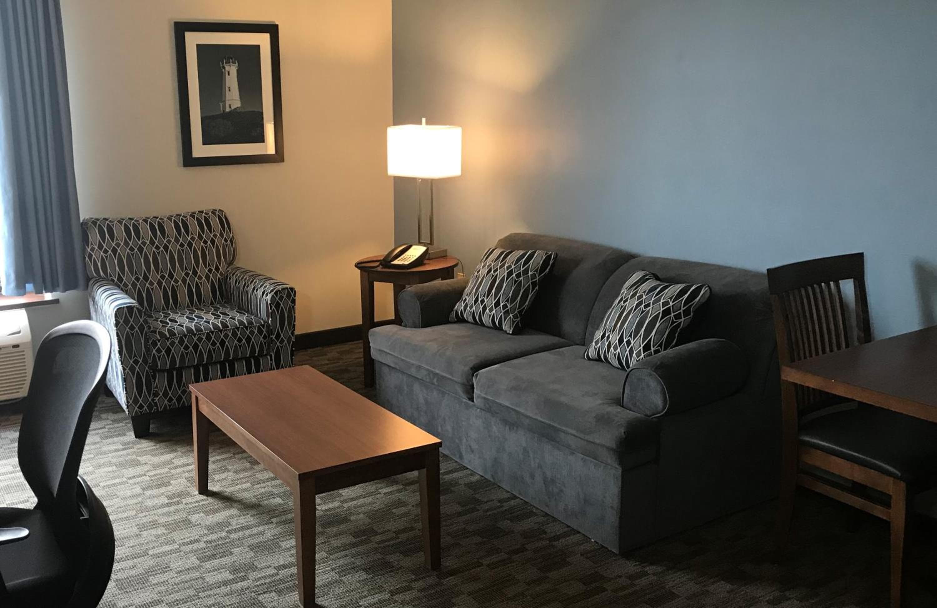 Quality Inn & Suites
