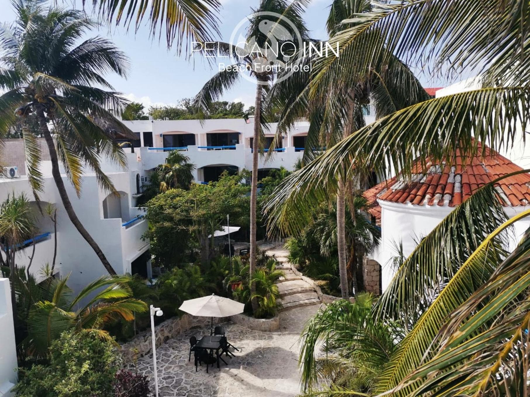 Pelicano Inn Playa del Carmen - Beachfront Hotel