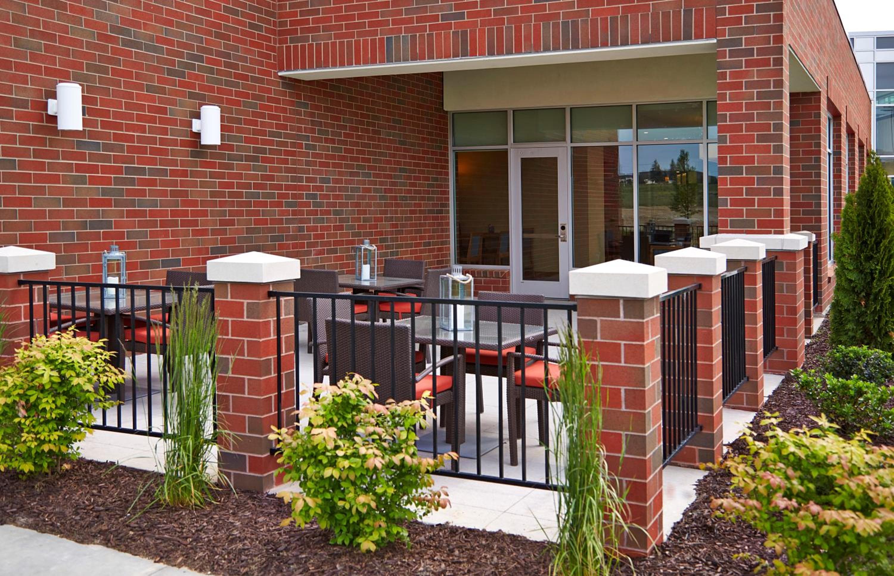 Hyatt Place Lansing-East