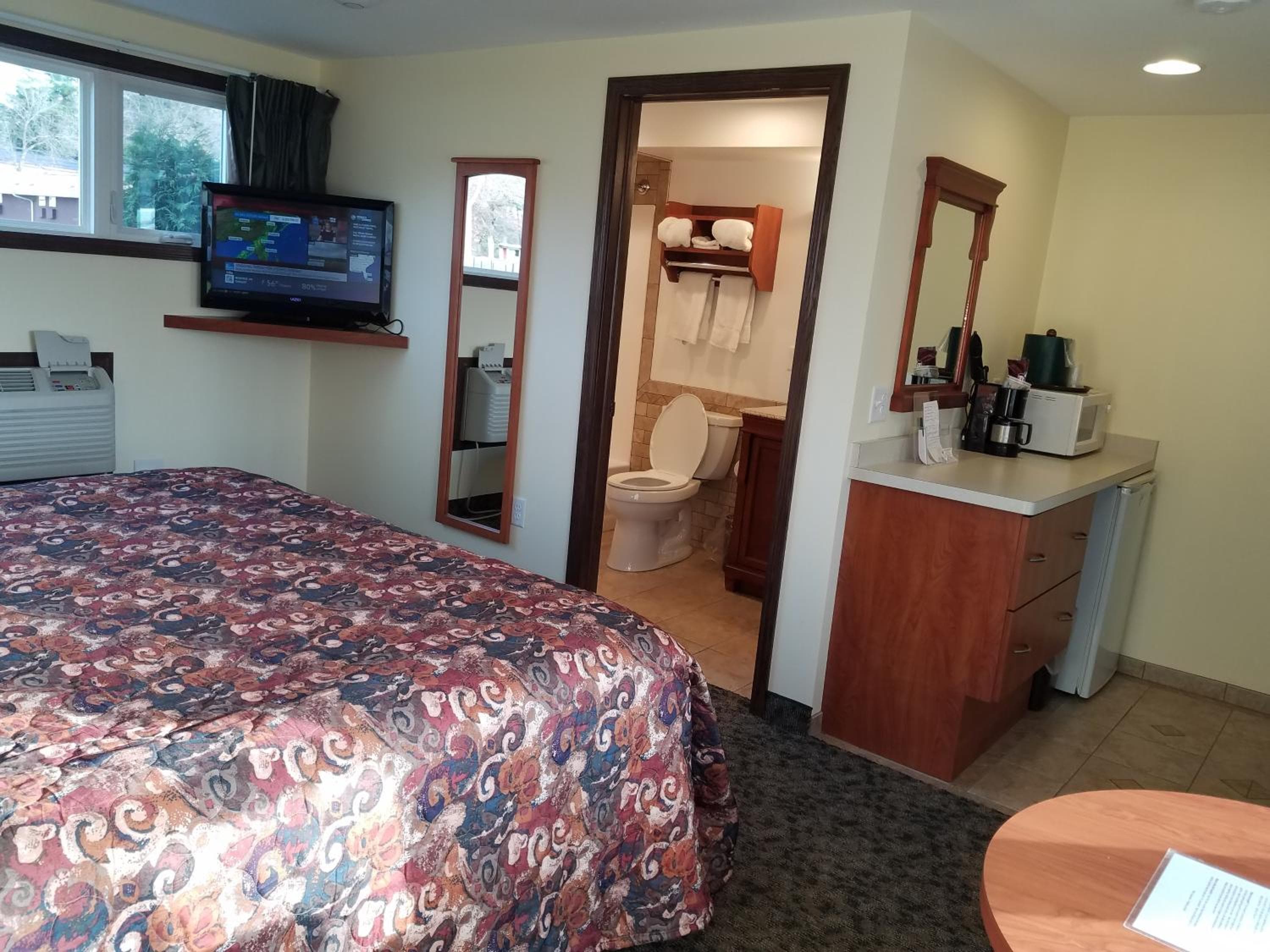 Black Hawk Motel & Suites