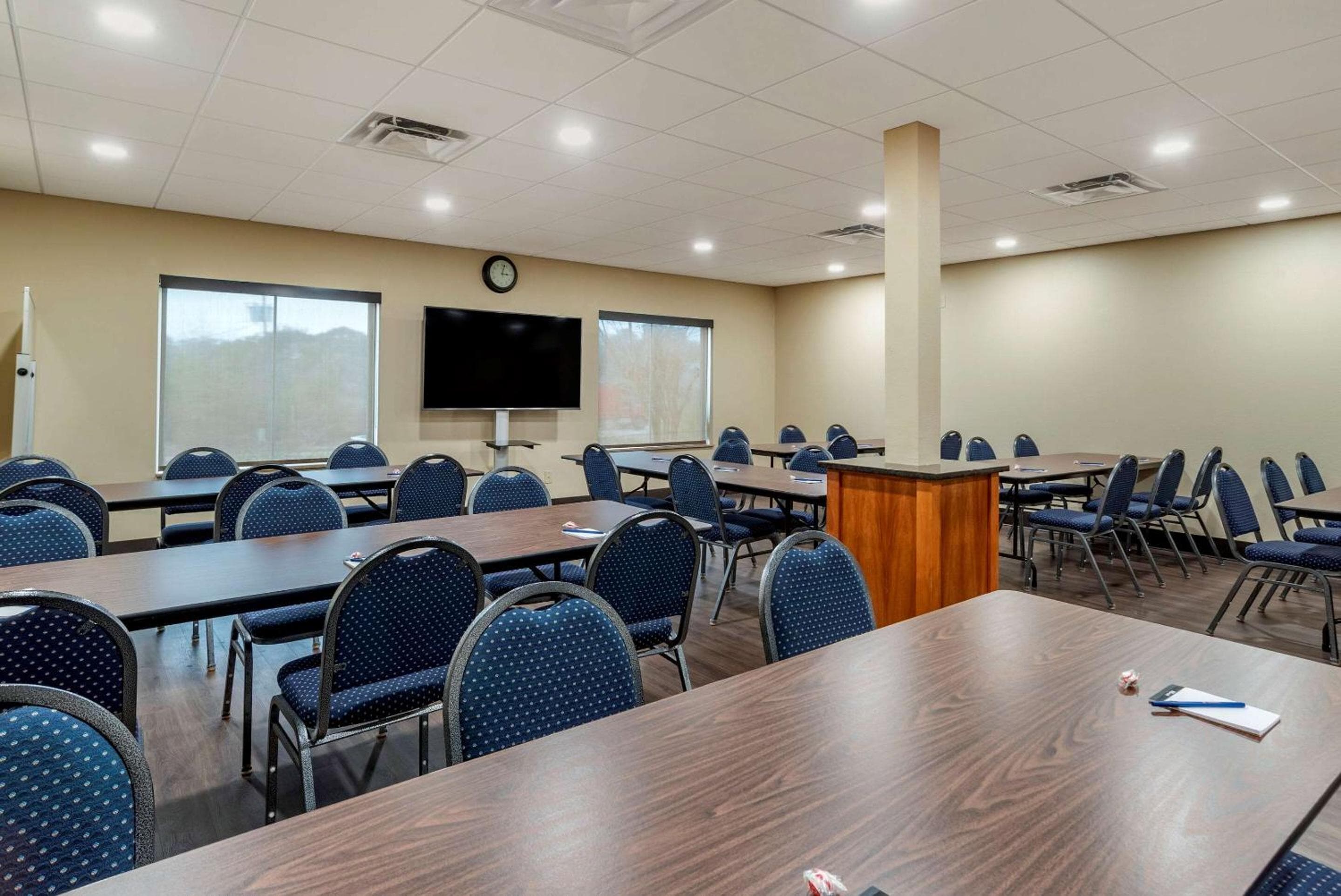 Comfort Suites Niceville Near Eglin Air Force Base