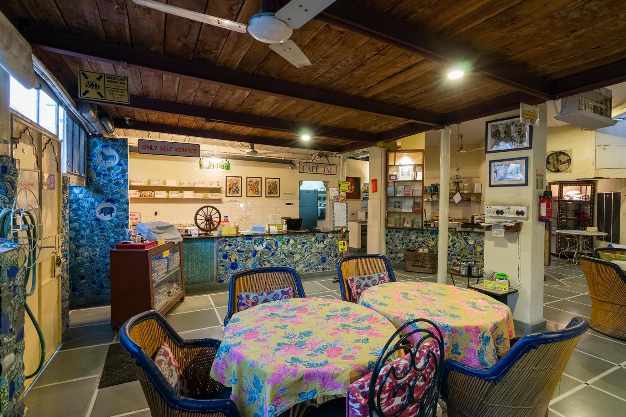 Jaipur Inn