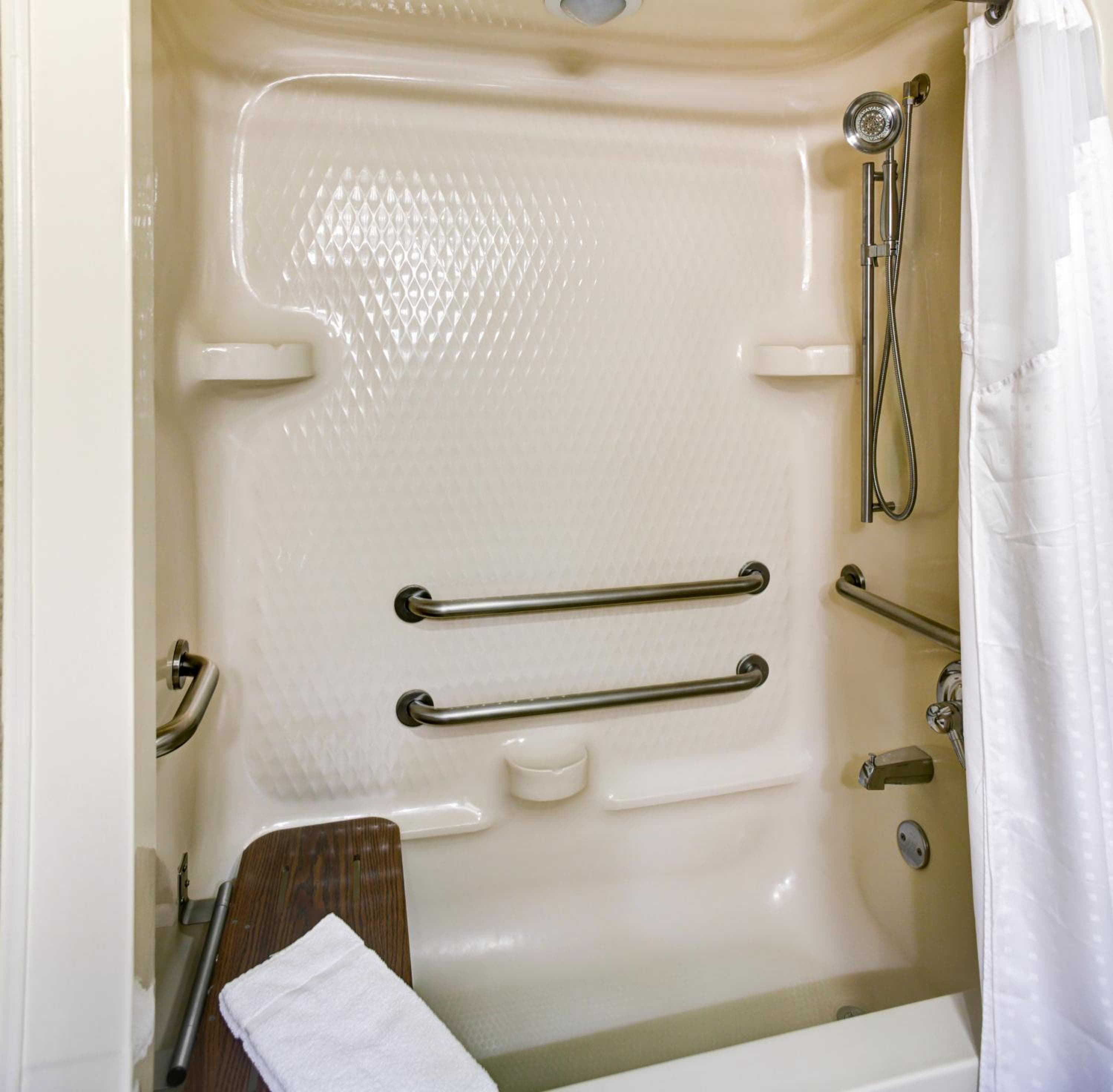 Holiday Inn Express Hotel & Suites Atlanta Buckhead by IHG