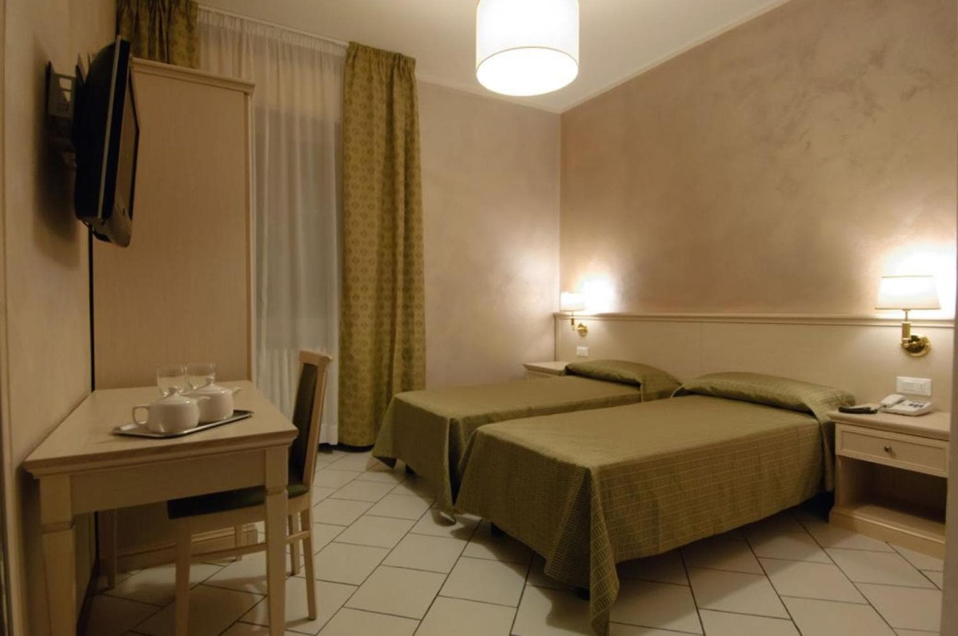 hotel room