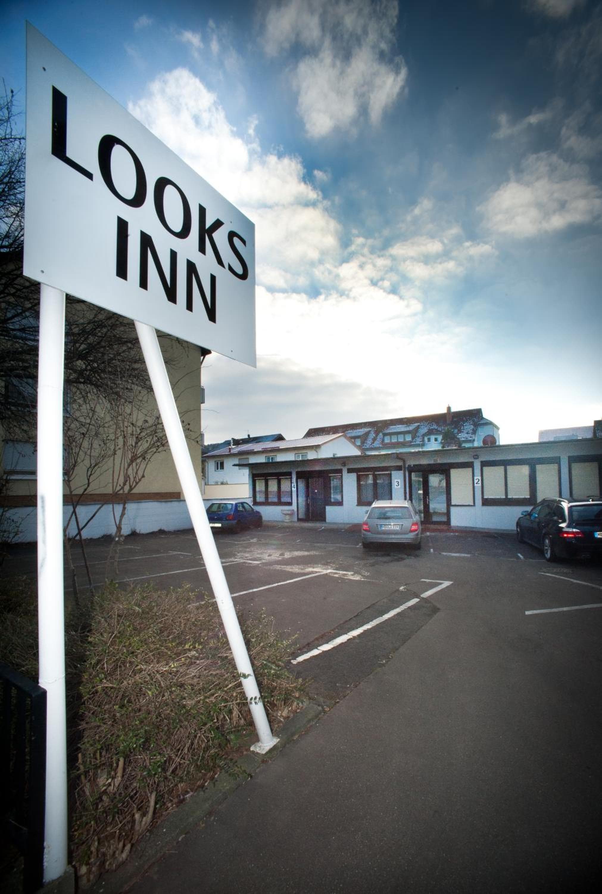 looks-inn