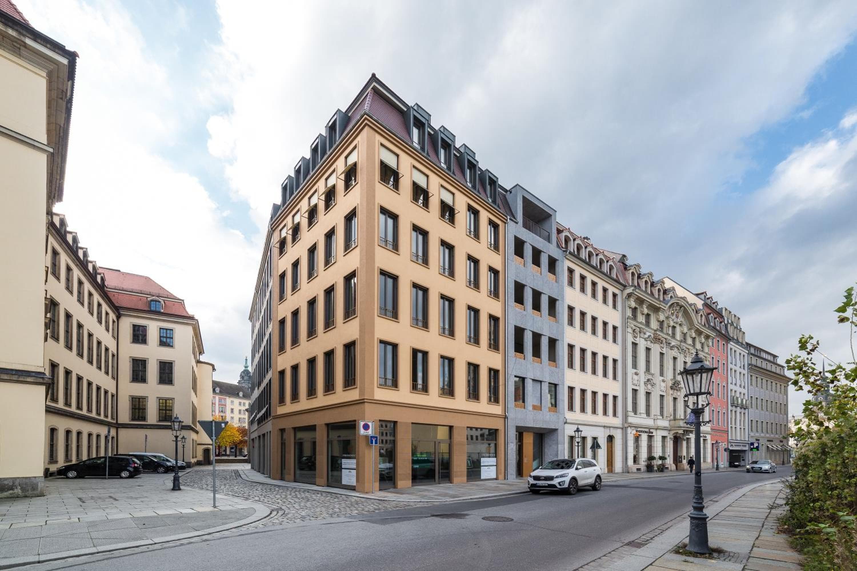 Modernes Apartment am Neumarkt