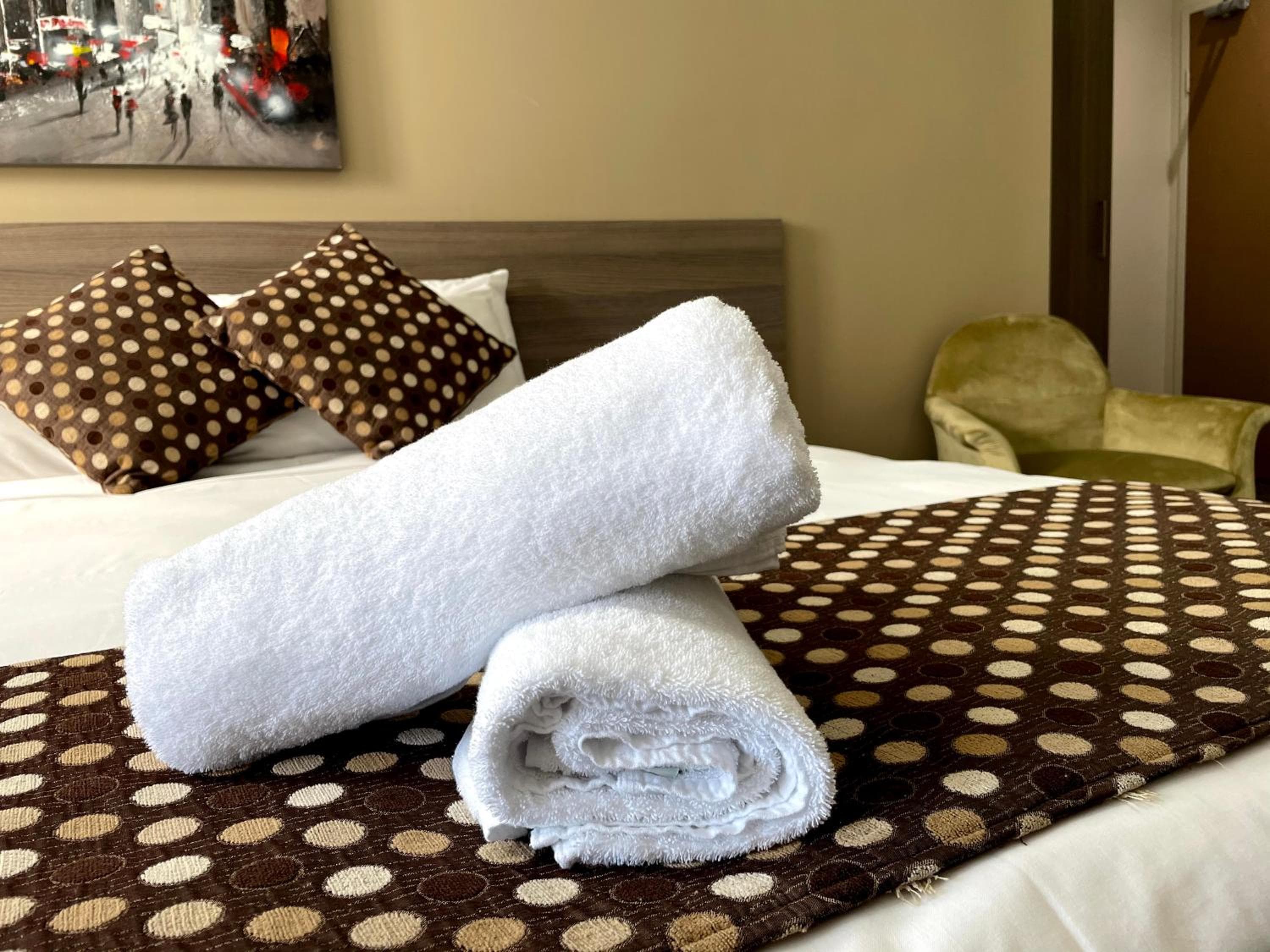 Best Western Plus Camperdown Suites