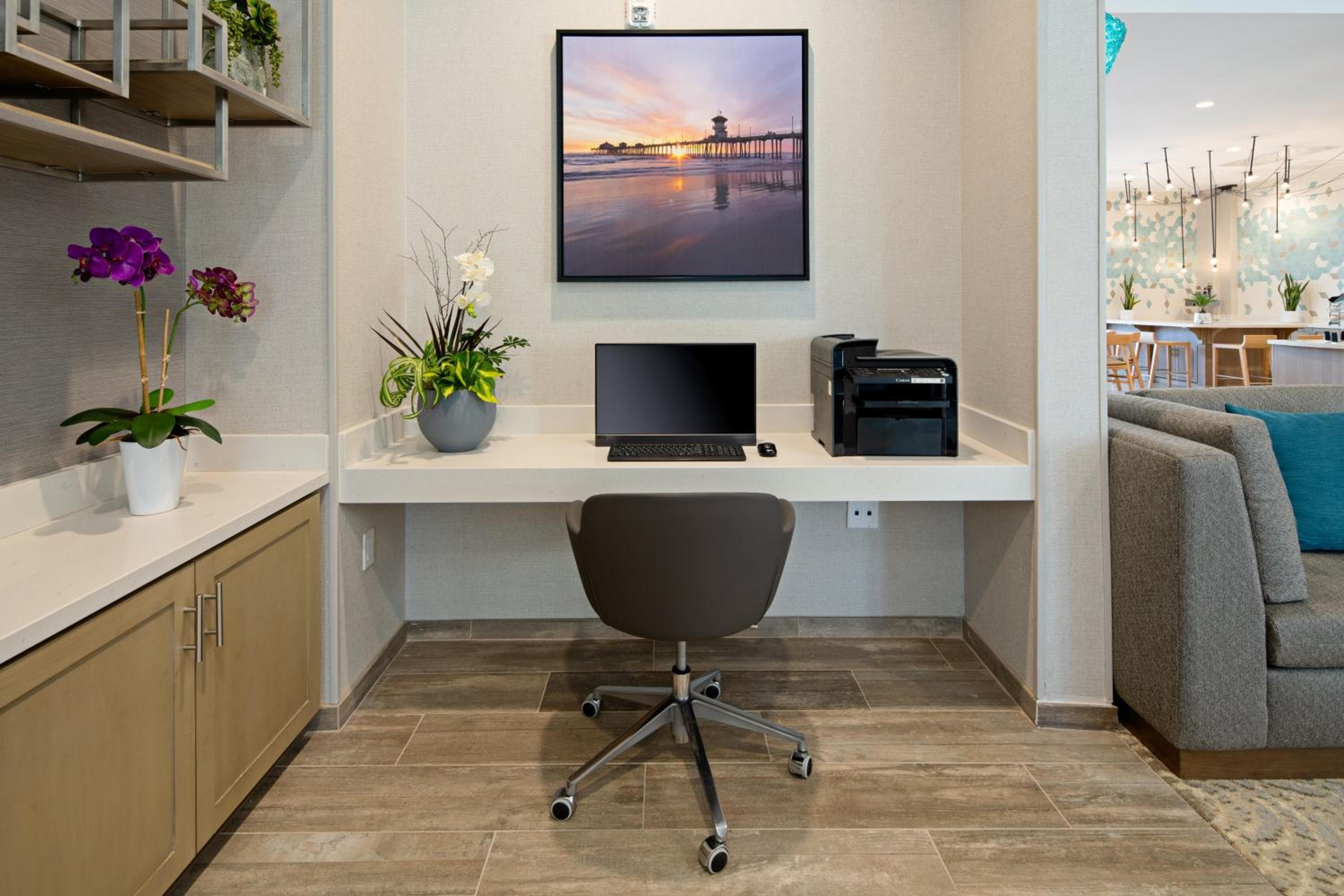 Staybridge Suites - Long Beach Airport by IHG