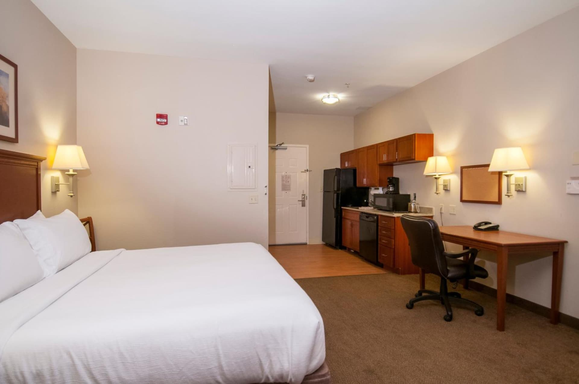 Candlewood Suites Flowood, MS by IHG