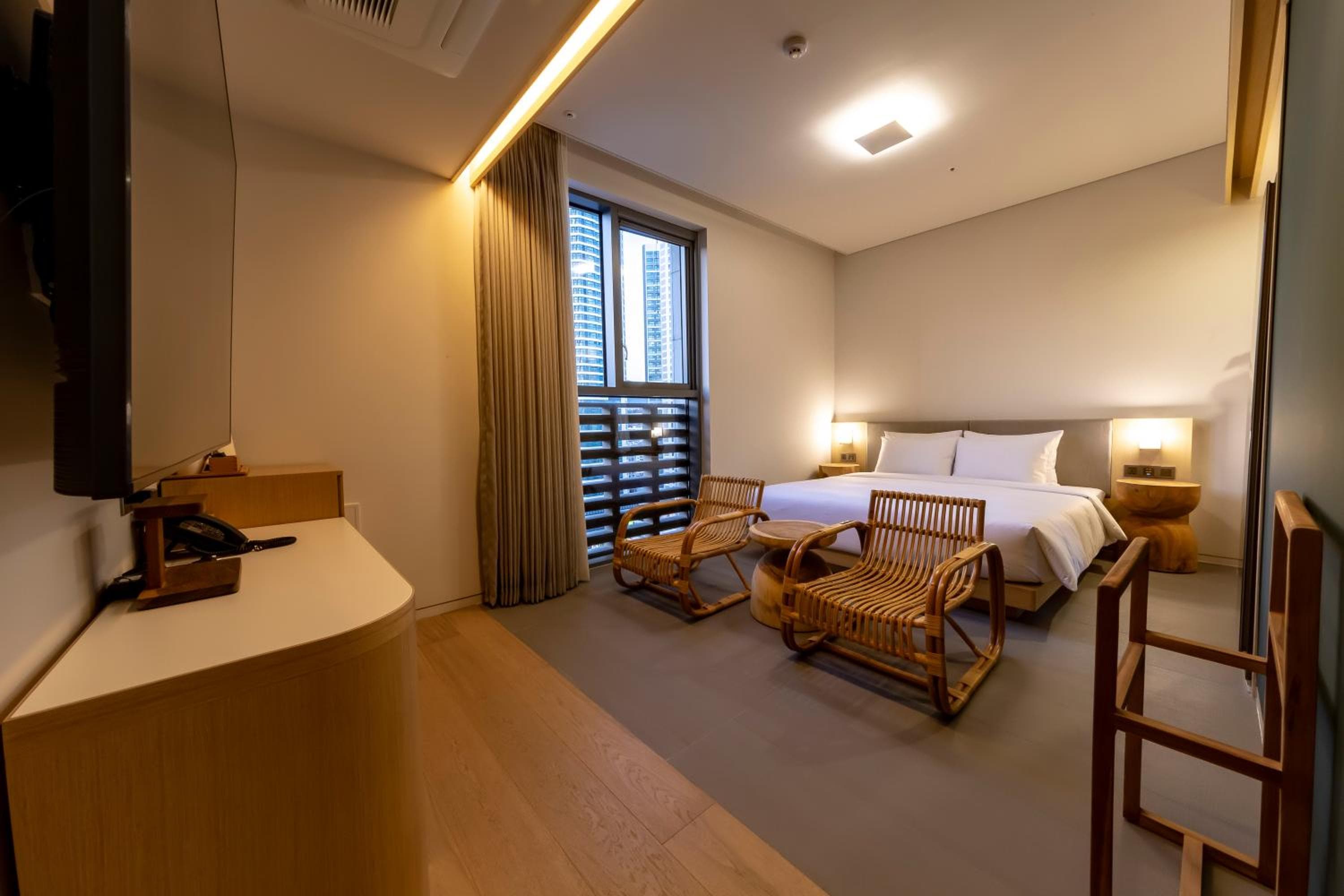 Hound Hotel Haeundae Signature