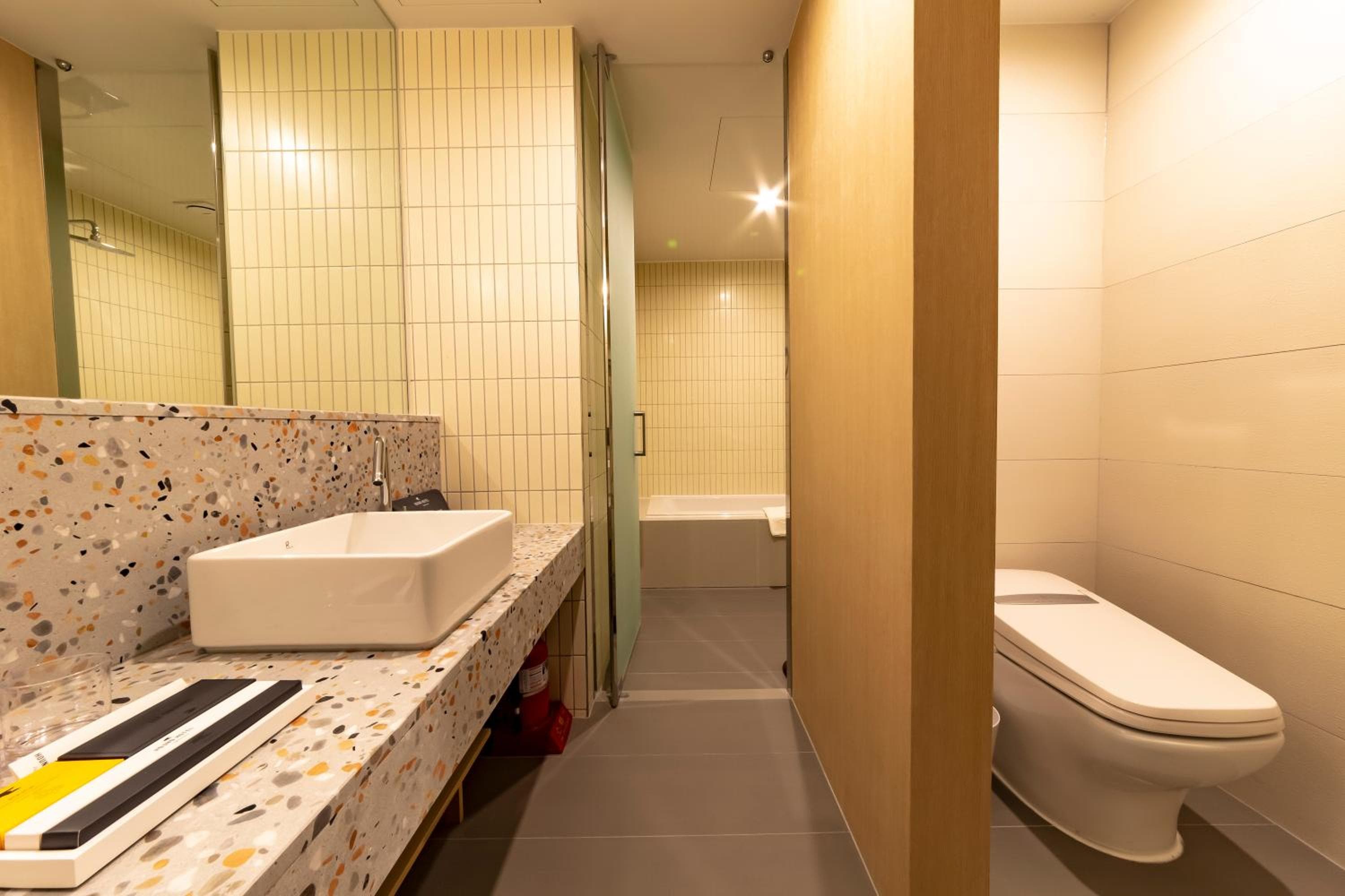 Hound Hotel Haeundae Signature