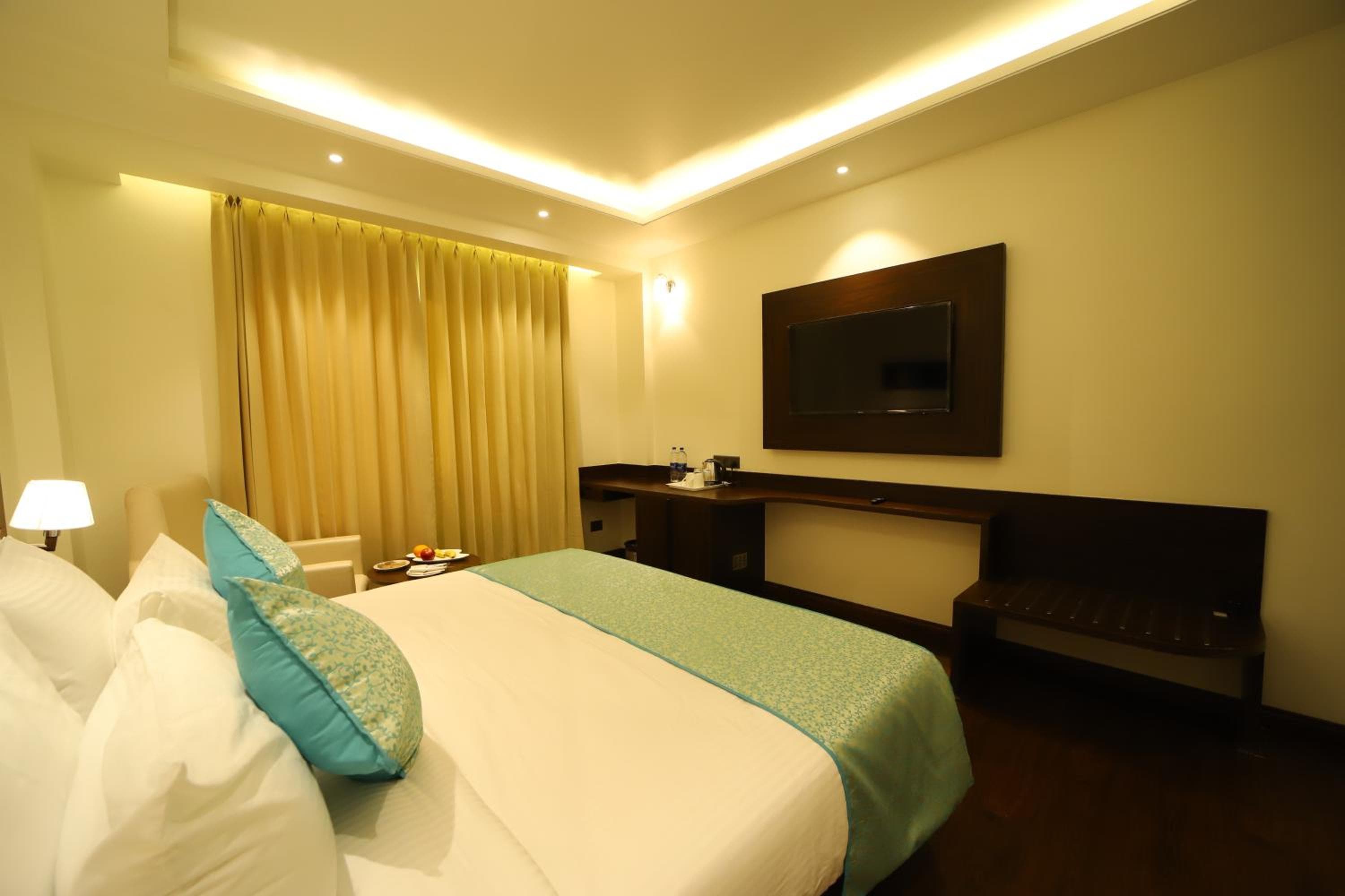 Hotel DVIJ INN