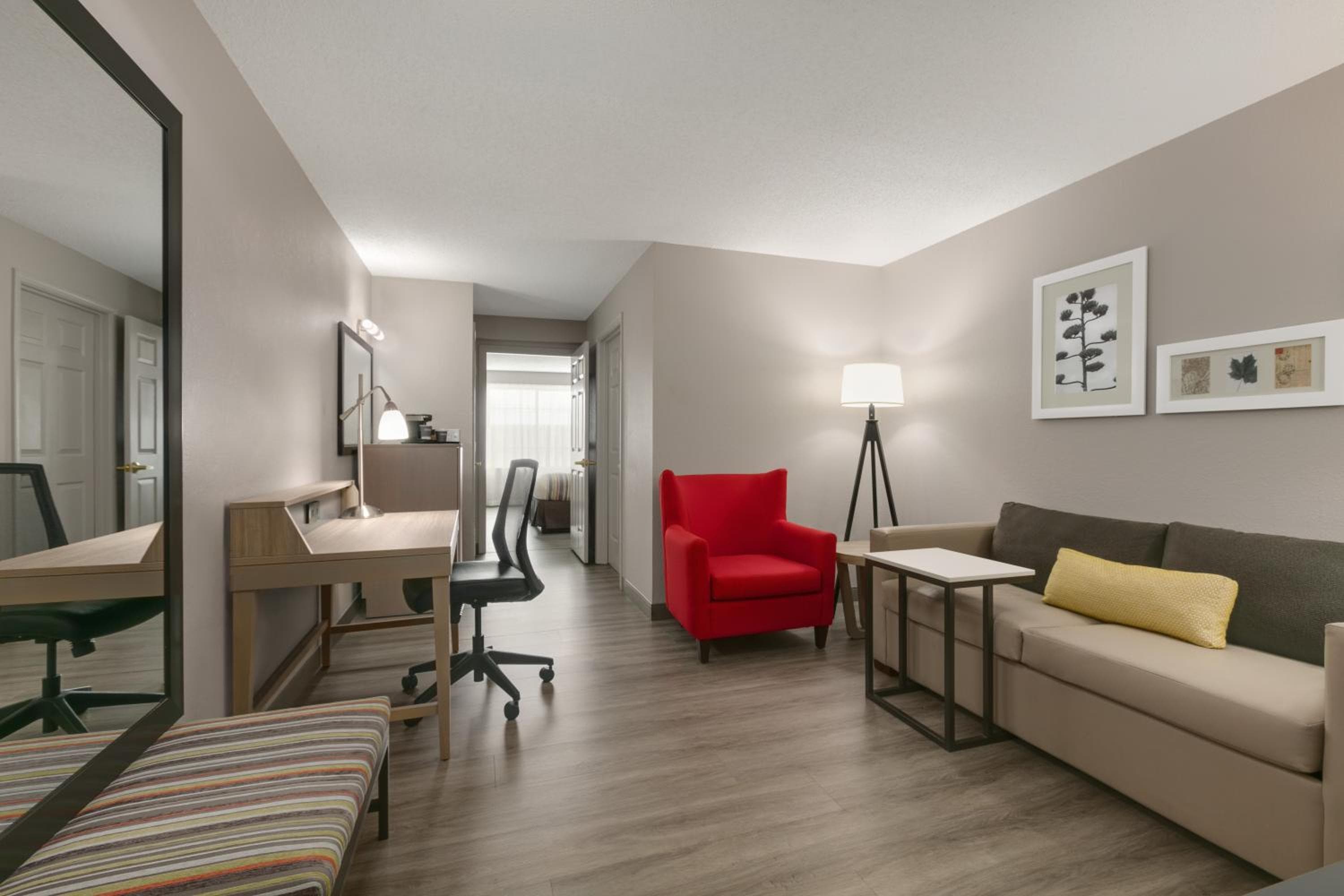 Country Inn & Suites by Radisson, London, KY