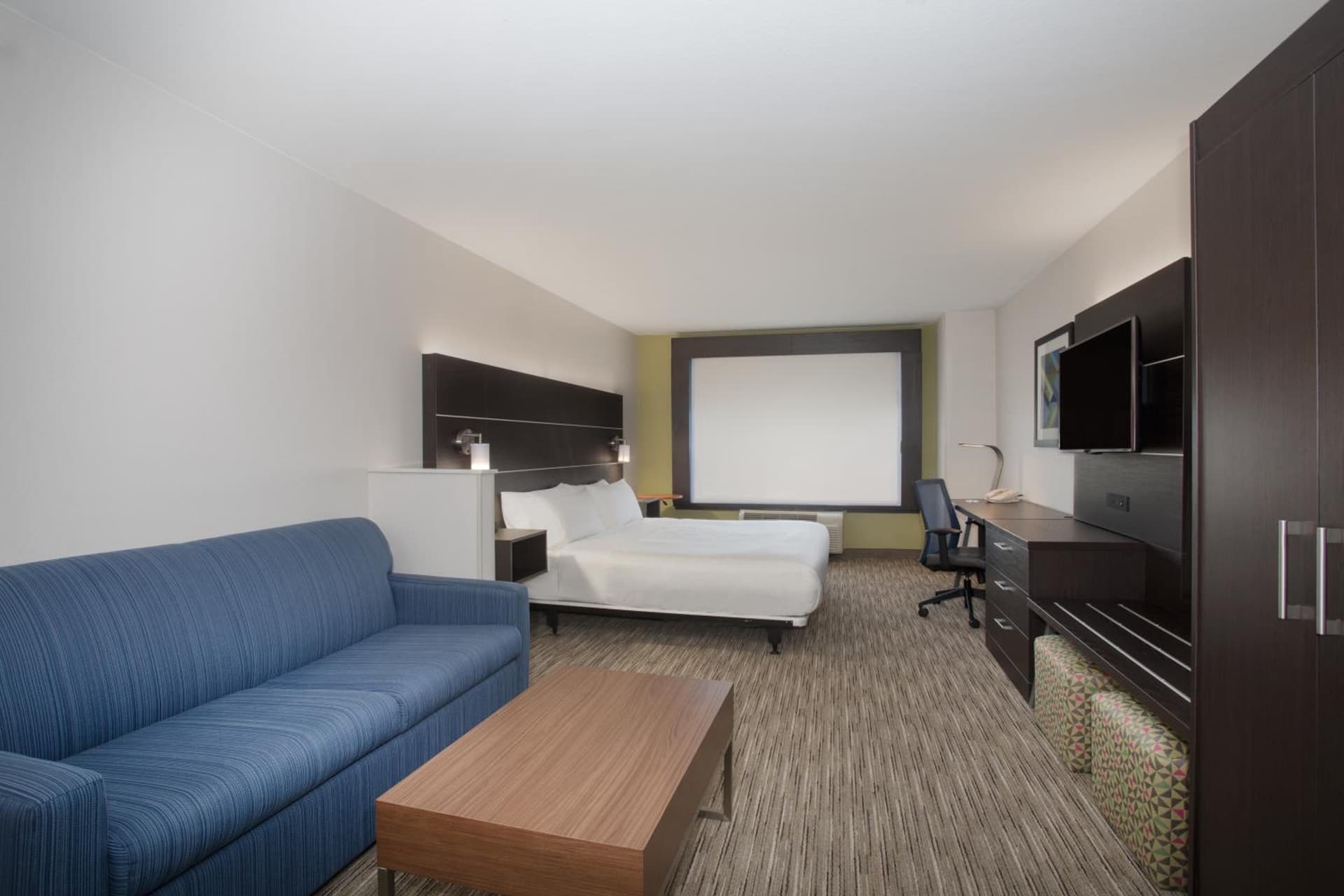 Holiday Inn Express Hotel & Suites Longmont by IHG