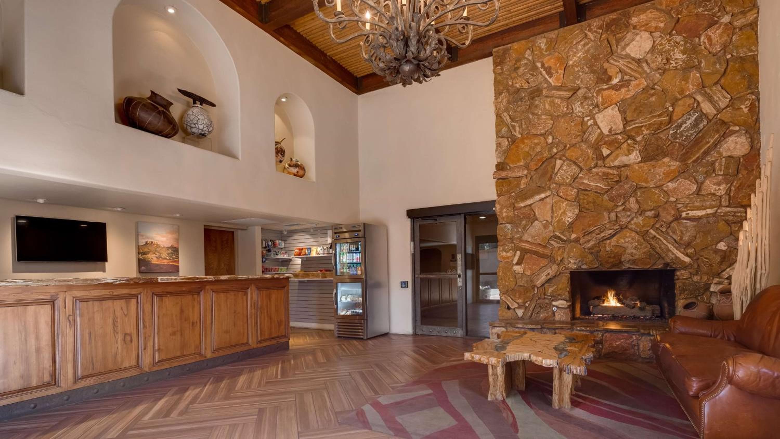 Best Western Plus Arroyo Roble Hotel & Creekside Villas