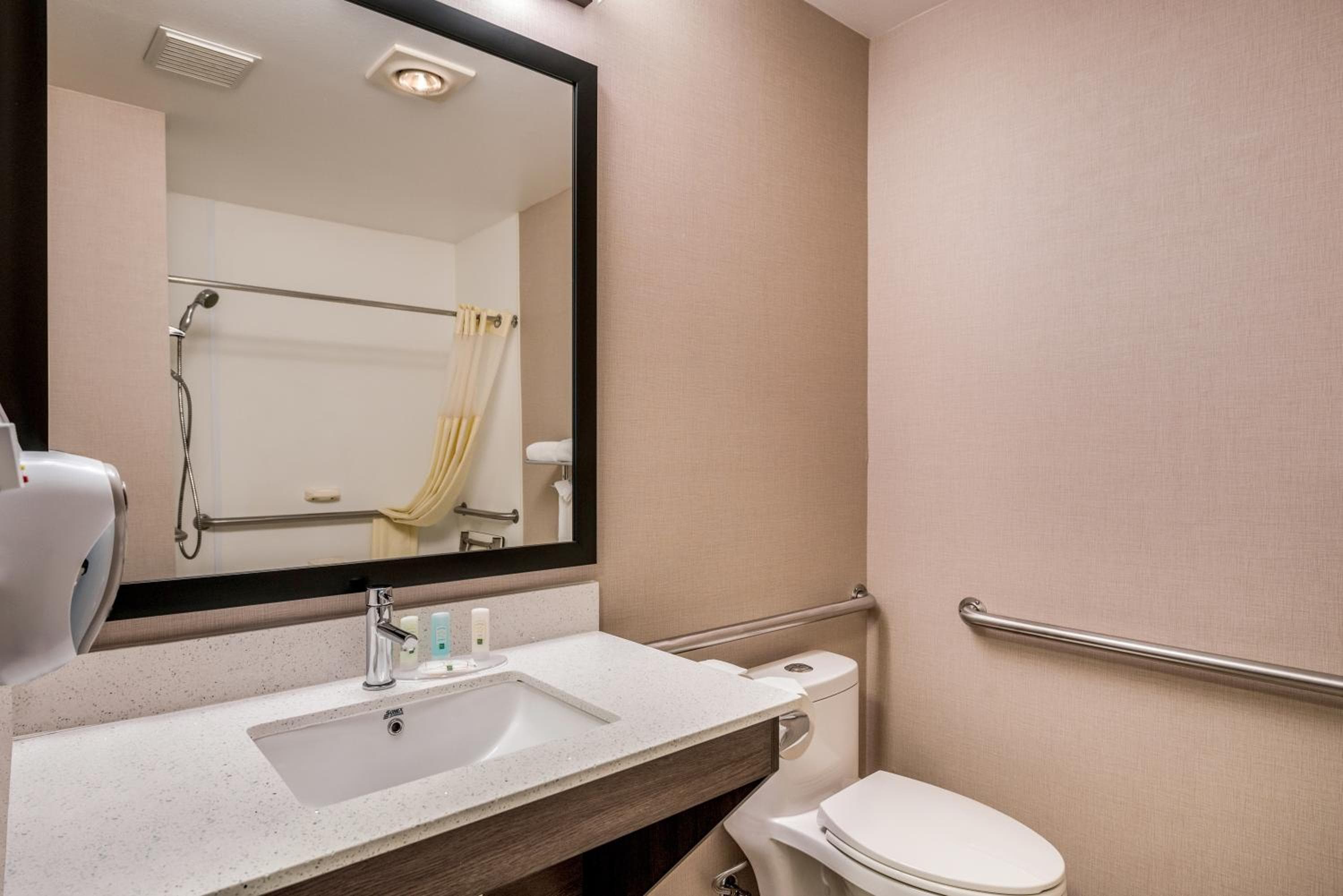 Quality Inn & Suites Missoula Westside