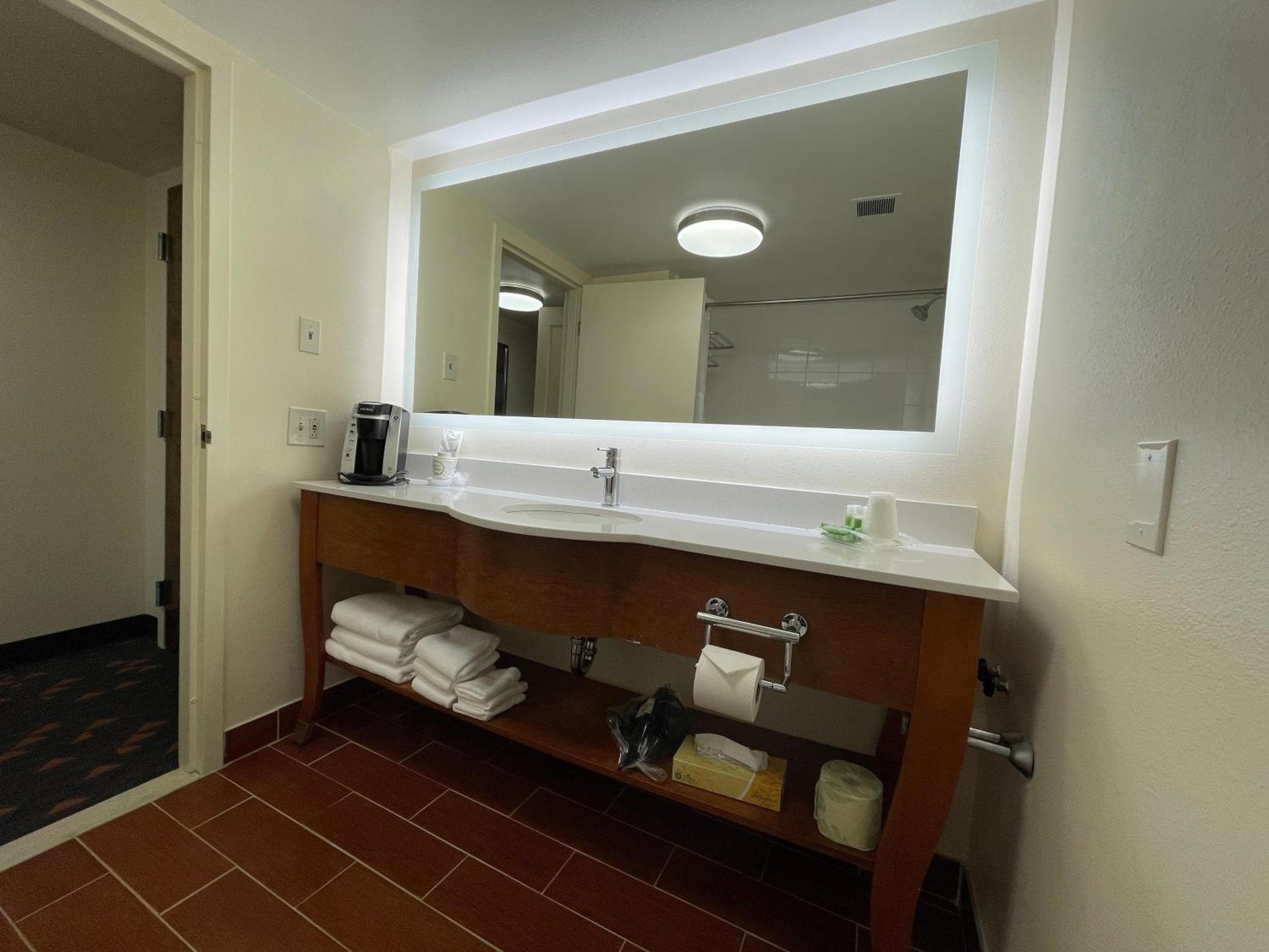 Holiday Inn Bangor by IHG
