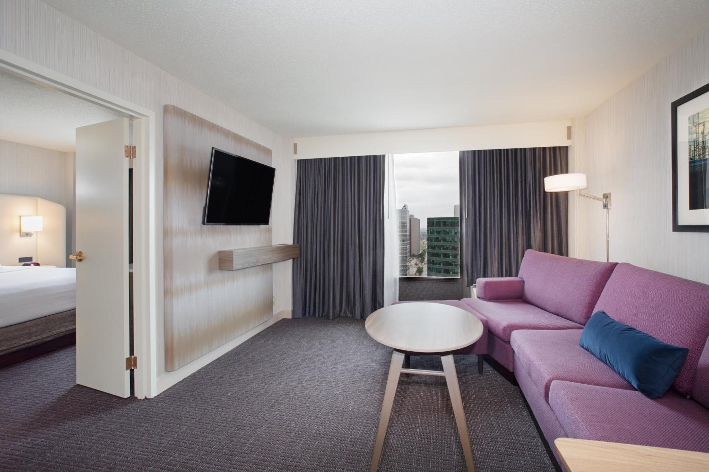 Crowne Plaza Kansas City Downtown by IHG