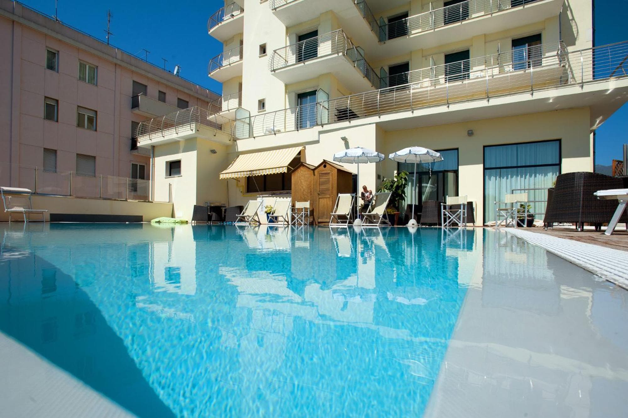 Excelsior Hotel E Appartamenti