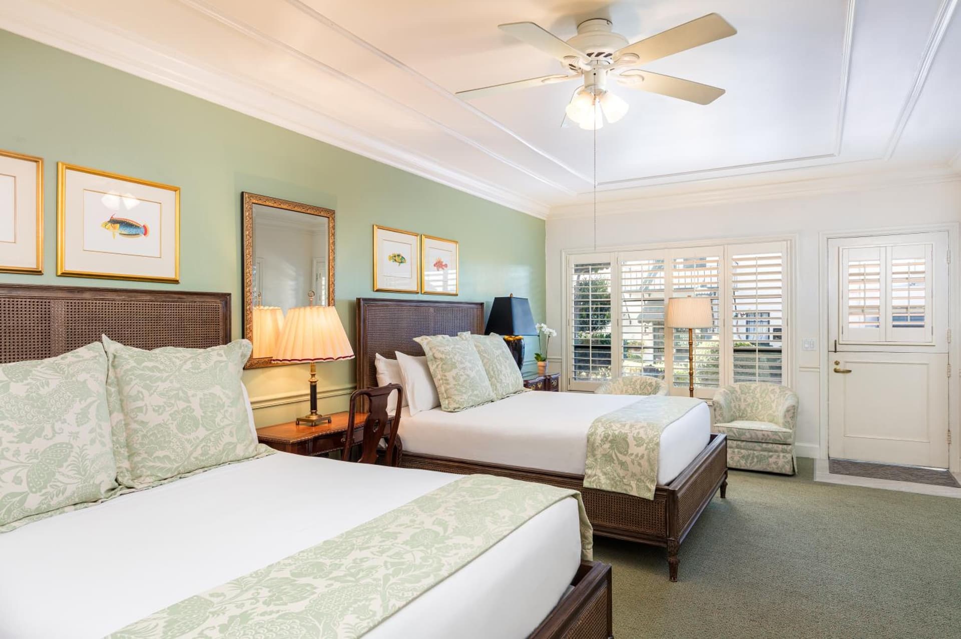 Pine Inn - Carmel