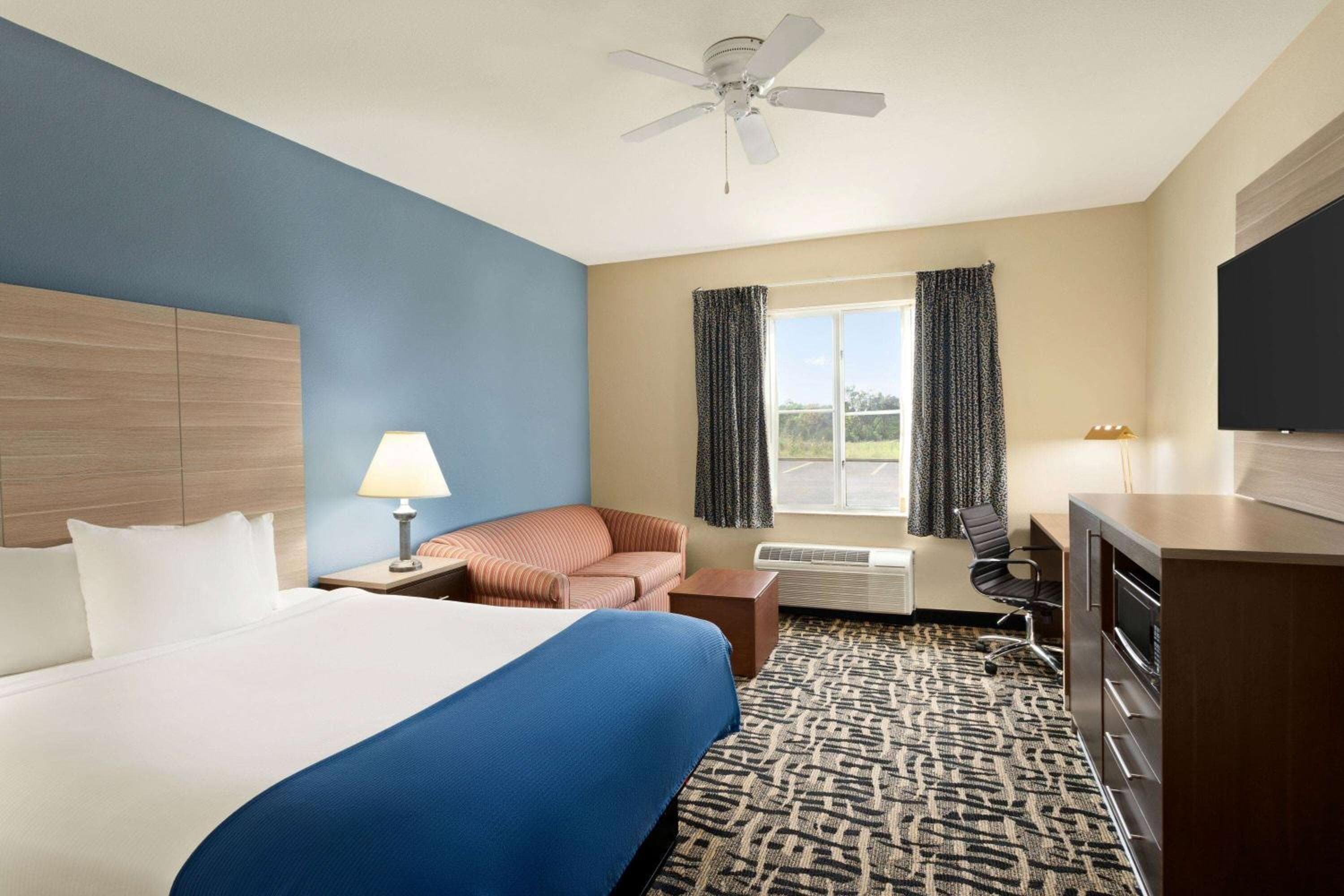 Baymont by Wyndham Ft. Leonard/Saint Robert