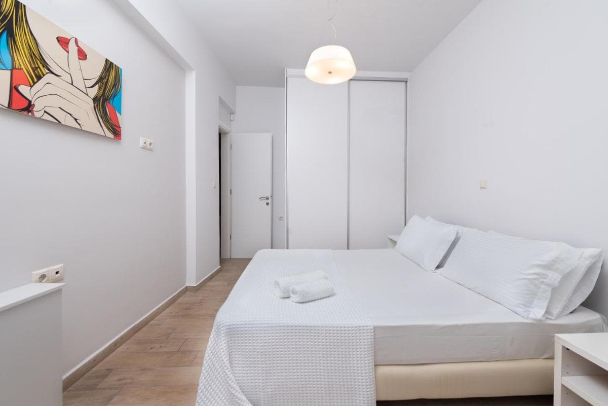 Ritas Modern In-City House