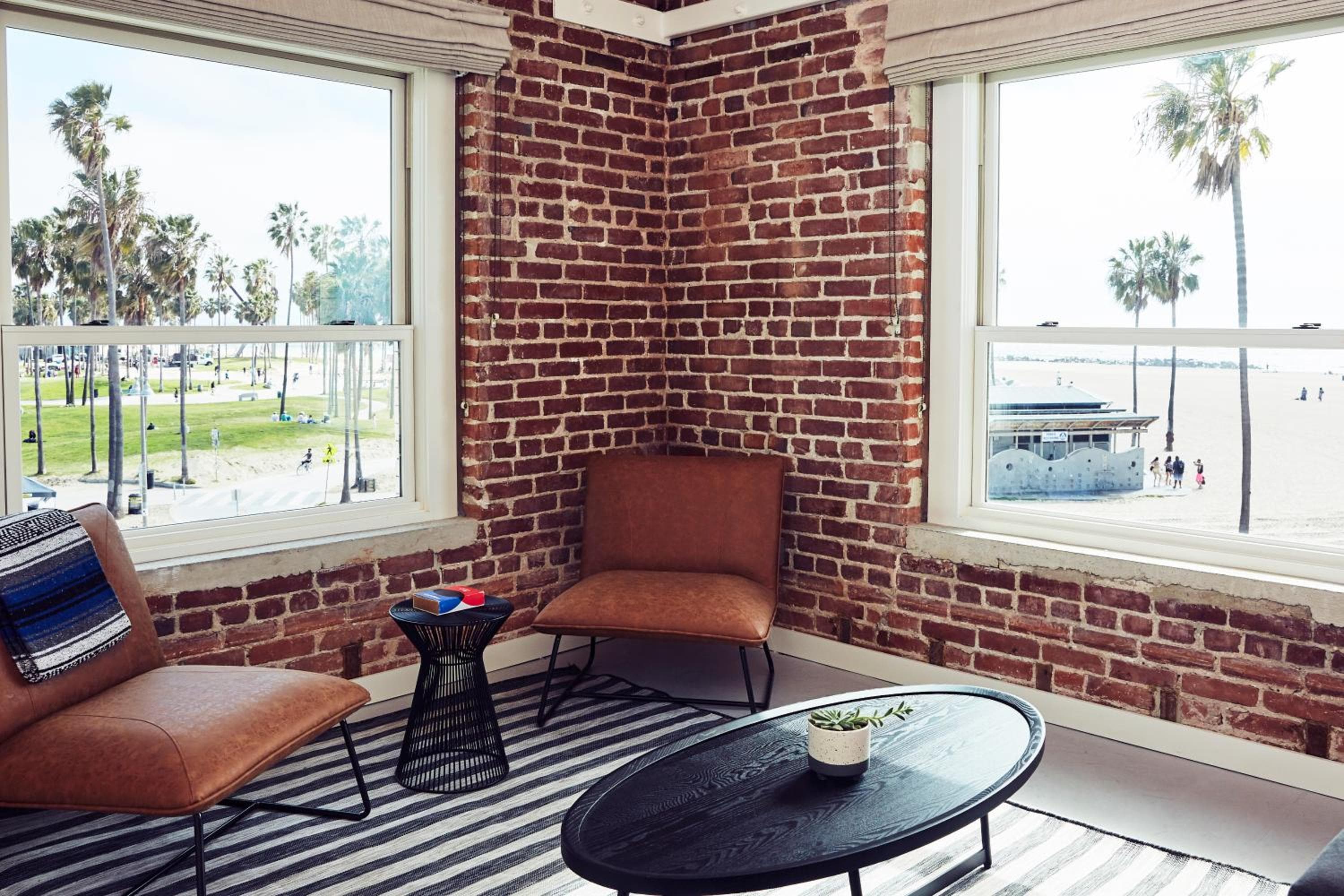 Venice V Hotel