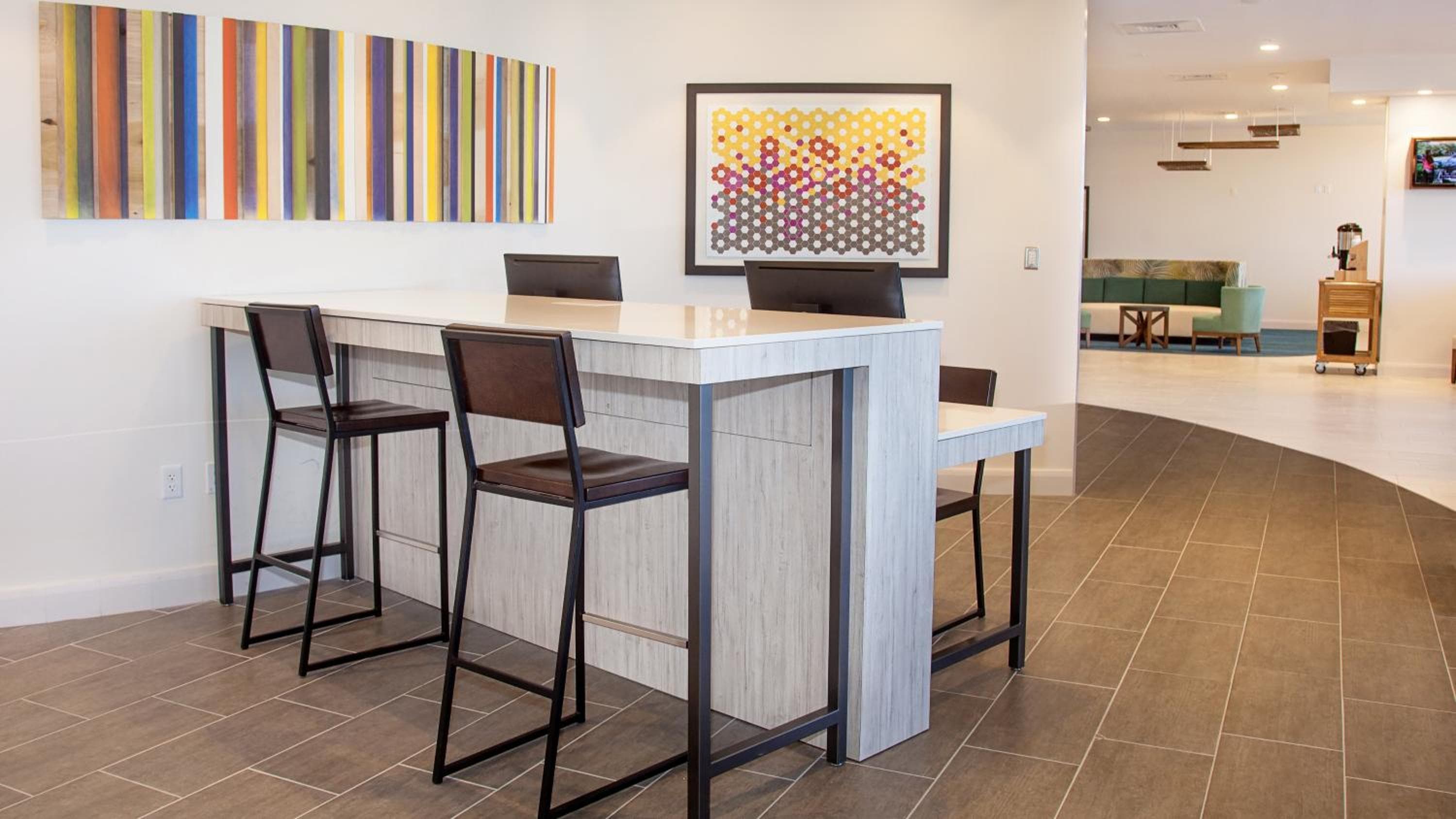 Holiday Inn Express & Suites Panama City Beach - Beachfront by IHG