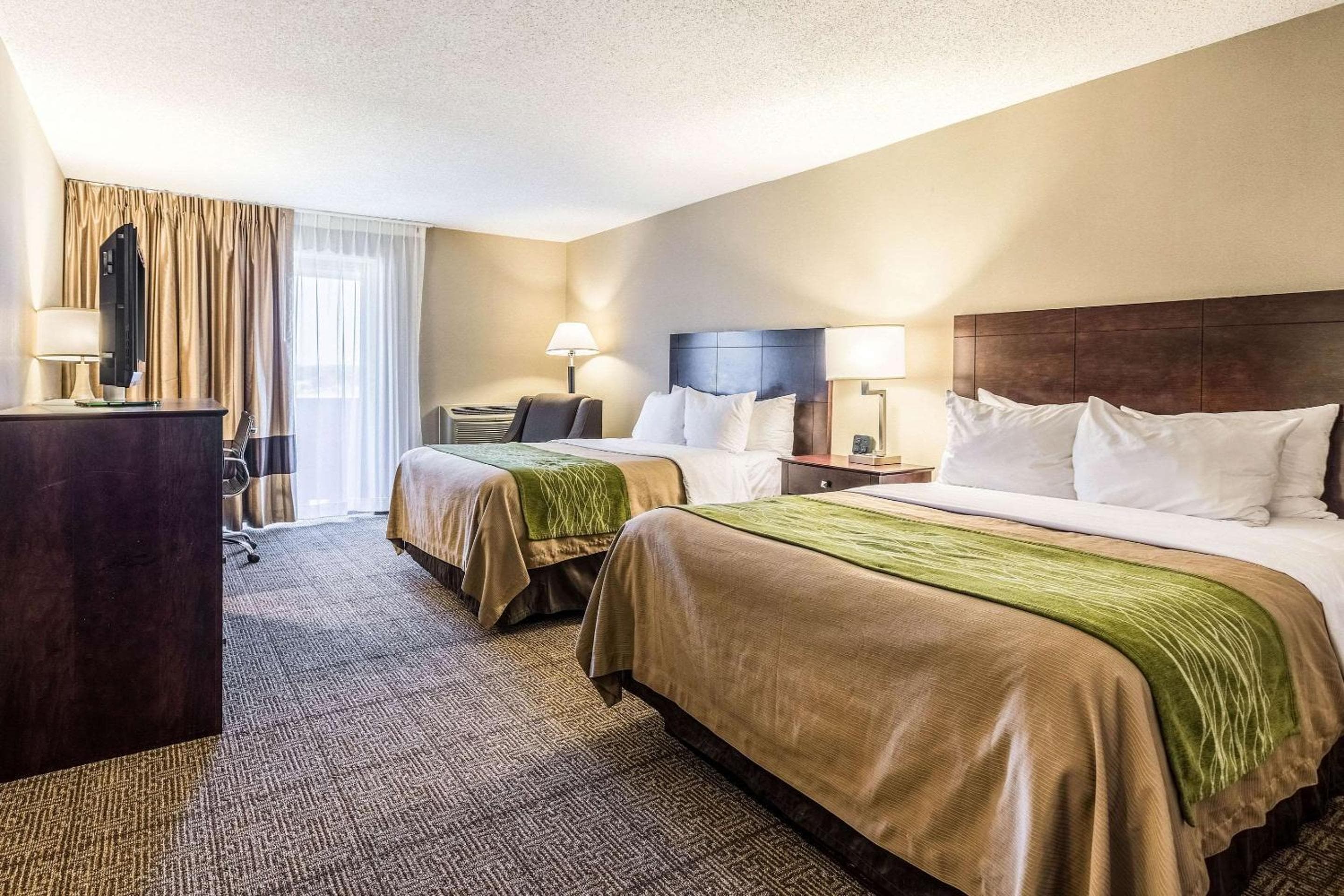 Comfort Inn Lansing West